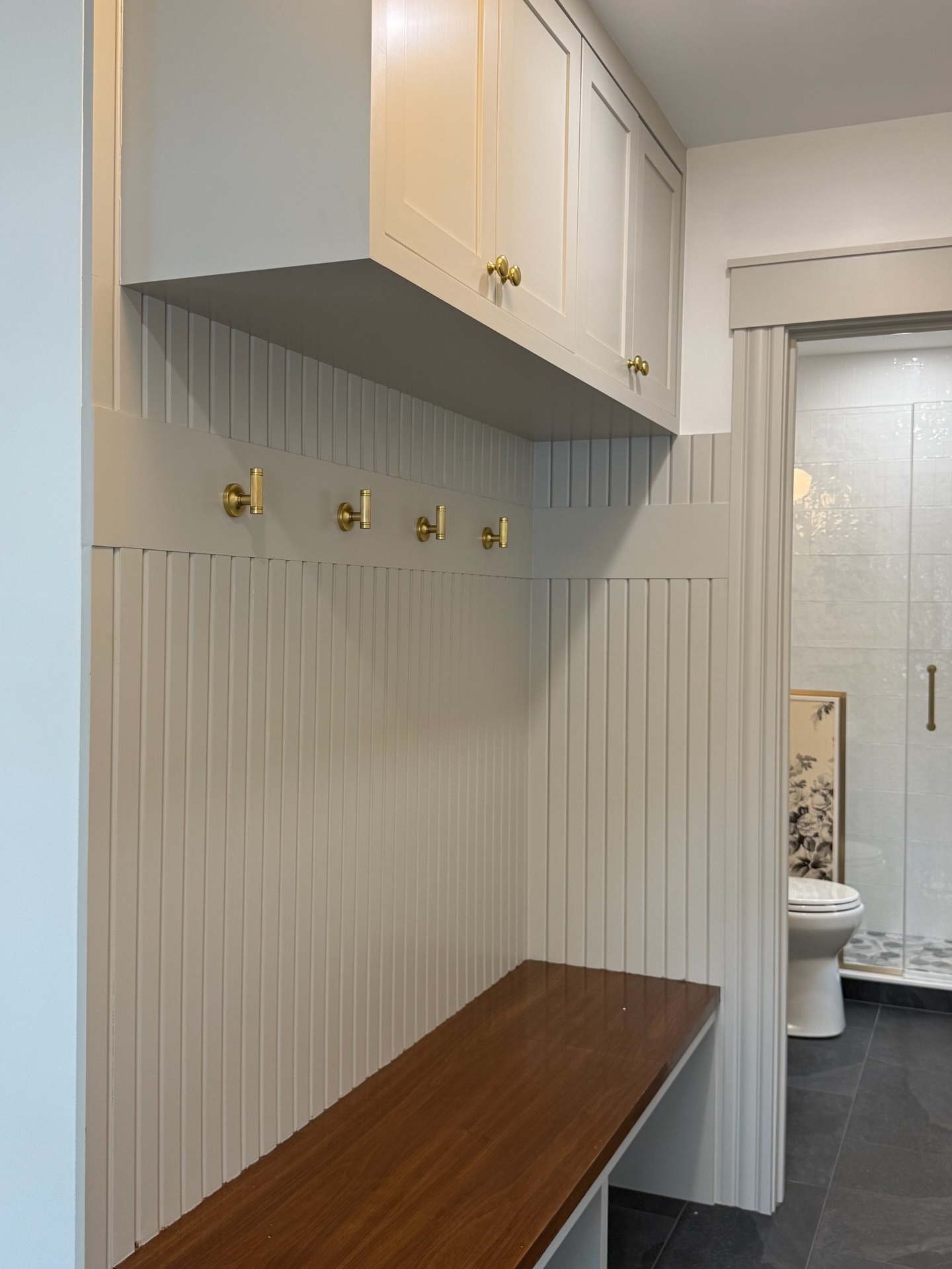 A few snapshots from our completed North Andover renovation project!✨👏🏼 #interiordesign #traditionaldesign #renovation #character #homesweethome