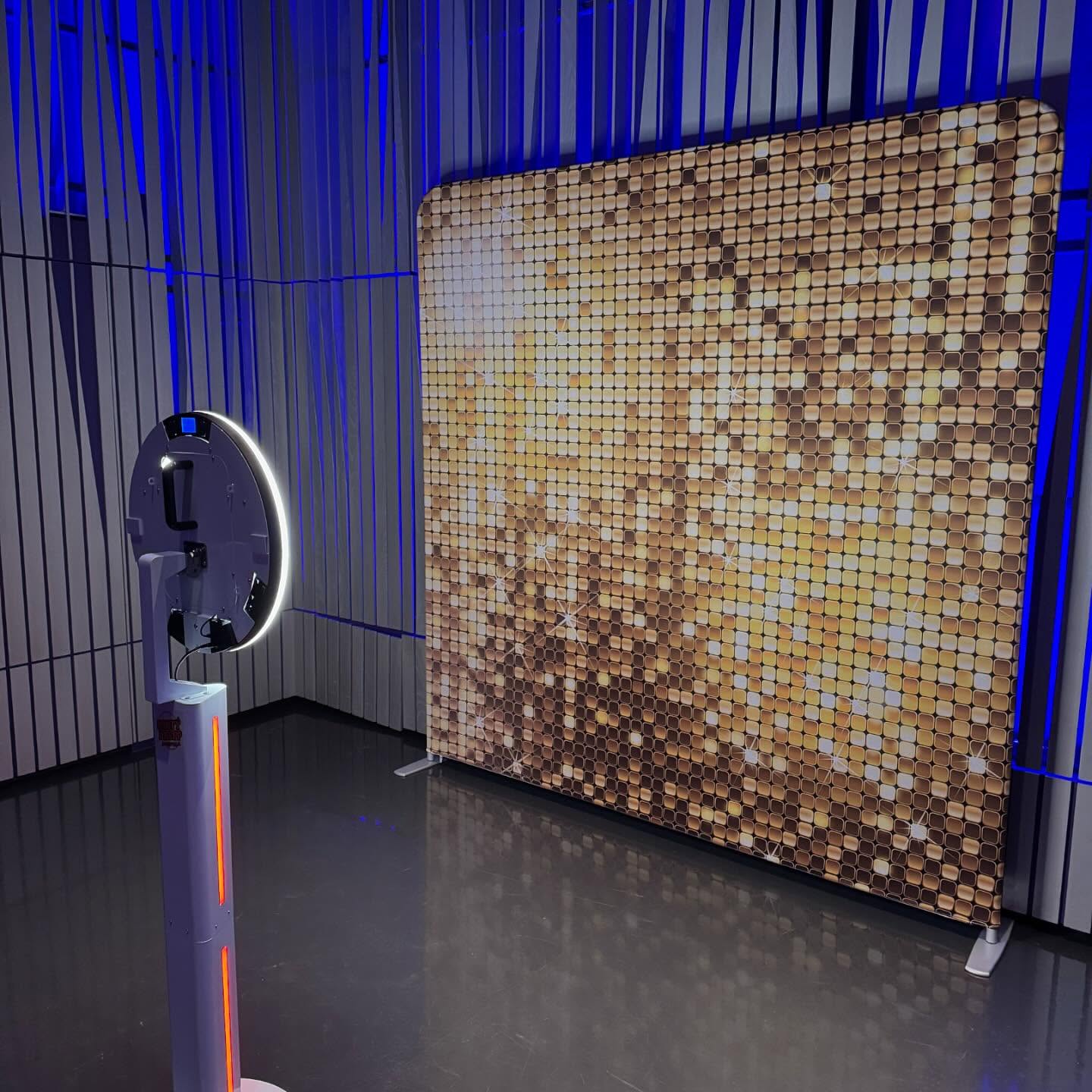 Bjóðum upp á iPad myndakassa
Frekari upplýsingar á www.Partyprepp.is eða partyprepp@partyprepp.is