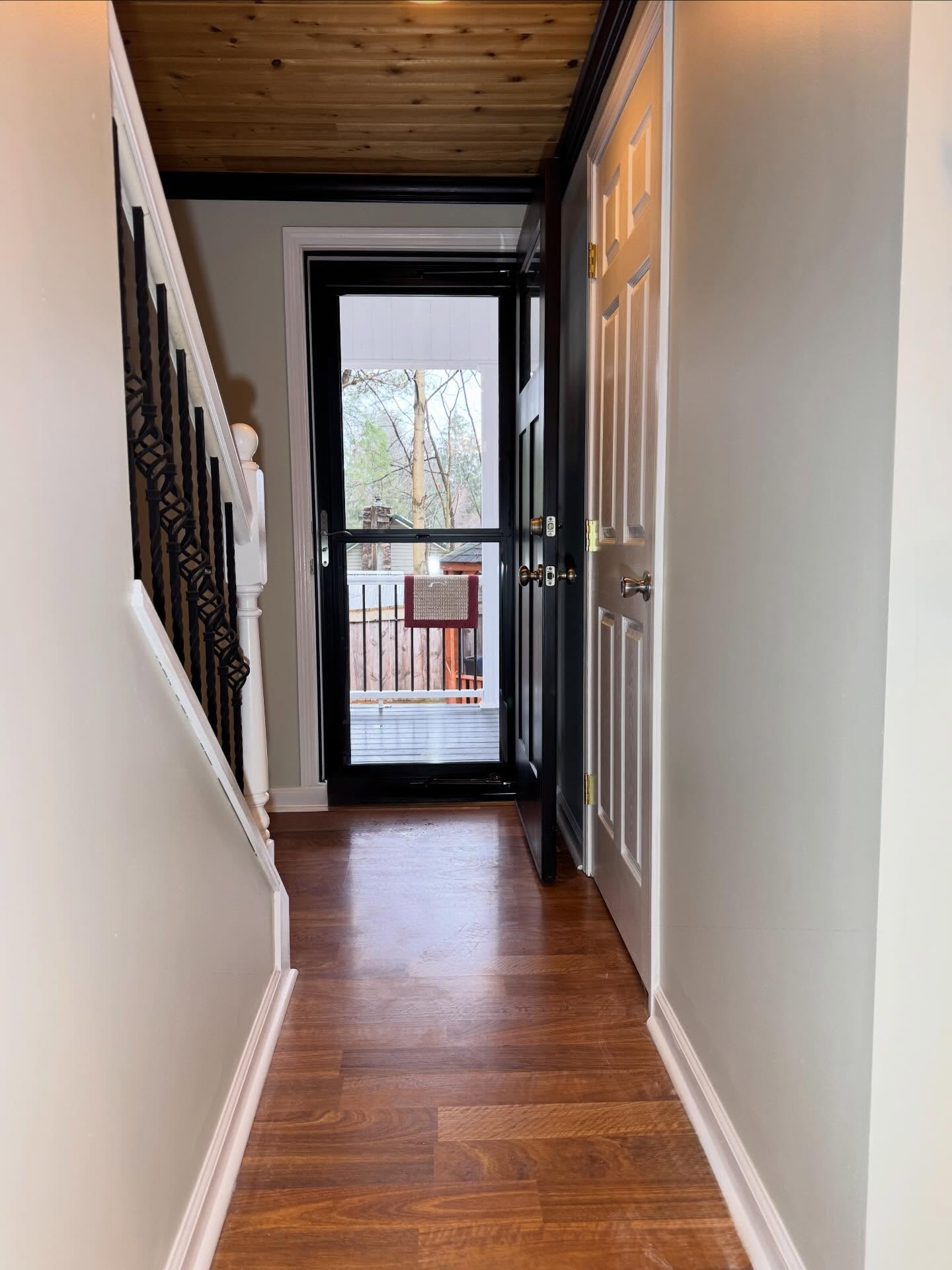 Major glow up 🪴 Silver Sage brings a feeling of calm and even flow to the first floor of this home.