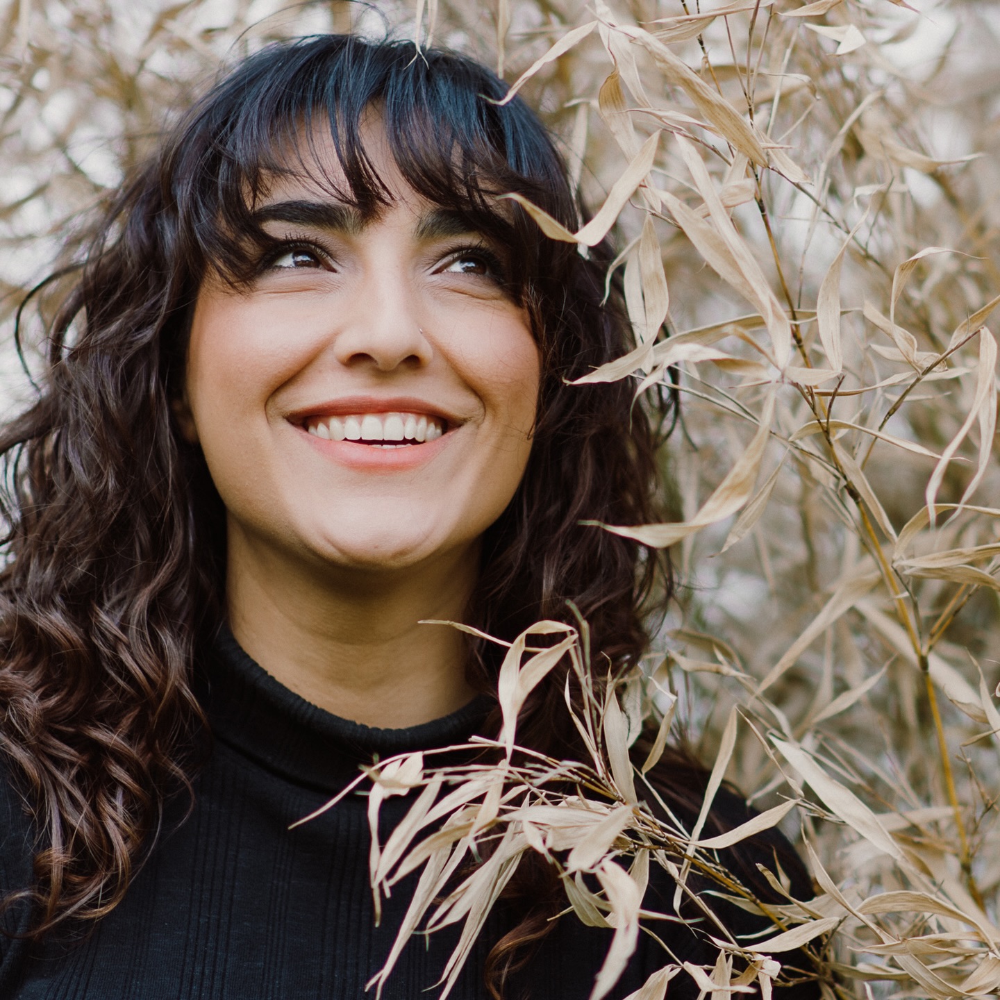 Vanavond is het zover: de Bruiloft Brainstorm
Een livesessie waarin je al je vragen, twijfels en “waar moeten we in hemelsnaam beginnen?”-momenten kunt delen met een panel van wedding experts. Zien we je daar?
Samen met @maritsmit van @girlsofhonour en @angeliqueetman van @bakverhalen help ik je om knopen door te hakken en rust te krijgen in je planning. We hebben samen al zóveel bruiloften meegemaakt dat we precies weten wat werkt en wat je jezelf beter kunt besparen 😉
Twijfel je tussen twee keuzes, loop je vast in je planning of wil je gewoon even sparren? Dit is je moment.
En ook als je alleen meekijkt, steek je er altijd meer van op dan je denkt. Stuur een DM en ik stuur je de link om je aan te melden.