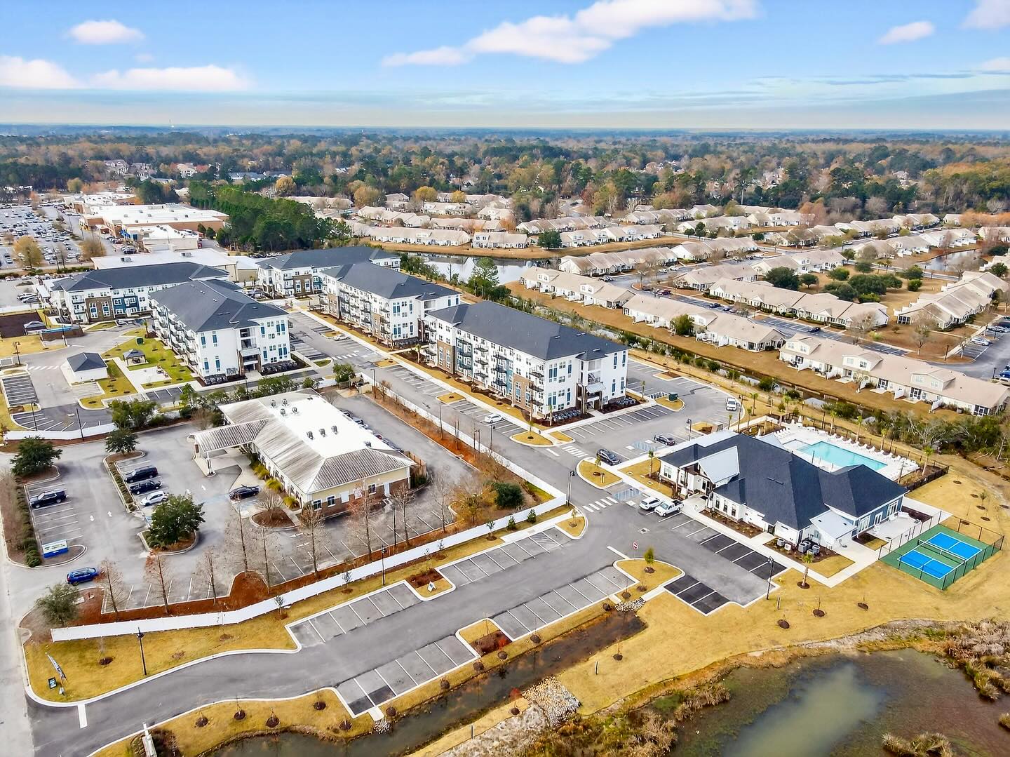 Discover The Exchange at Berwick located in Savannah, GA!
Geis Construction recently finished this complex featuring 7 buildings with 180 apartment units, a clubhouse and pool area, a maintenance garage and 2 outside grill and sitting areas complete with fire fits and a fenced in dog park area.
Find your new home today at www.theexchangeatberwick.com