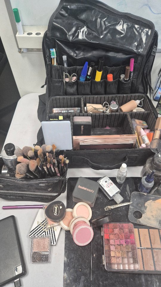 Ep. 2 de ma série "Anatomie de mon kit Makeup" - Restock de mes consommables 💫