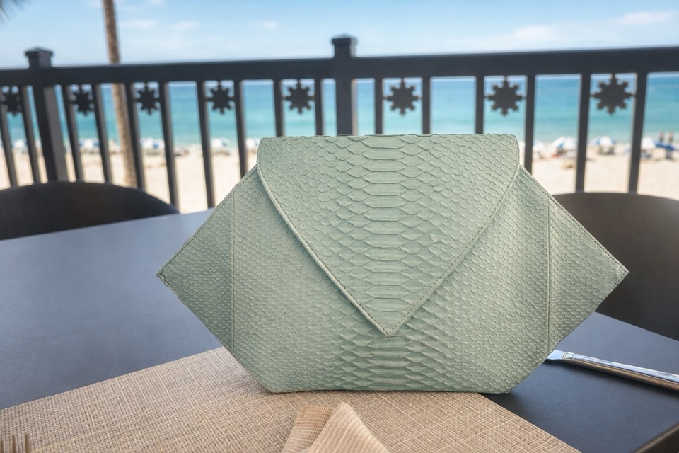 Our Nyx Clutch in sky blue python 💙
Featured at the LaPlaya Member Fashion Show Luncheon—an afternoon of style, elegance, and incredible company. Always an honor to showcase alongside such amazing designers and members.
#AnnieHandbags #NyxClutch #LaPlayaStyle #ResortLuxury #NaplesStyle LuxuryAccessories