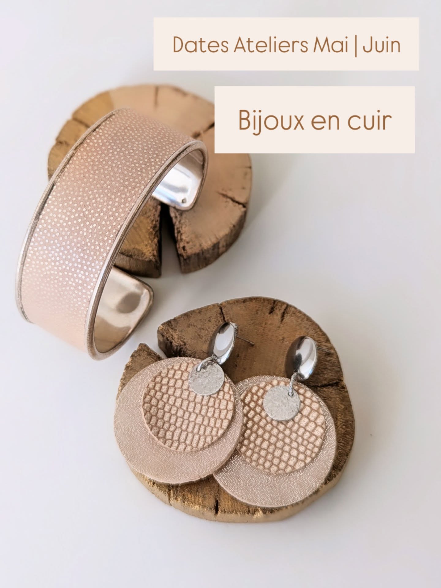 -- Dates des ateliers bijoux en cuir --
Découvrez un atelier où créativité et savoir-faire se rencontrent...
Je vous accompagne pas à pas pour imaginer et fabriquer vos boucles d’oreilles et/ou votre bracelet, à partir d’une sélection de cuirs choisis avec soin.
Formes, tailles, associations de couleurs… vous composez des bijoux qui vous ressemblent, tout en découvrant les techniques utilisées à l’atelier.
Pré-coupe, encollage, poinçonnage, coupe a l'emporte pièce, assemblage, montage : chaque étape vous permet de transformer la matière pour créer des pièces élégantes, durables et parfaitement finies.
Choisissez votre formule :
• 2 paires de boucles d’oreilles
OU
• 1 paire de boucles d’oreilles + 1 bracelet sur jonc ✨
Un atelier créatif exigeant, où l’on prend le temps de faire, comprendre et soigner les détails — pour repartir avec des bijoux uniques, faits de vos mains
📅 Réservations sur le site : ien en bio
Bonne soirée
Marion
#ateliercuir #bijouxuir #savoirfaire #artisan #bouclesdoreilles