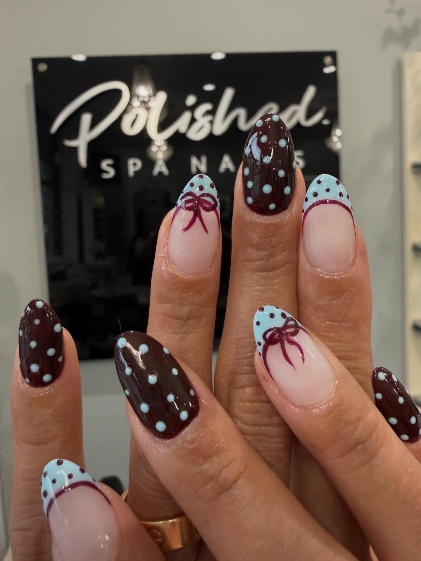 French Tip with design ๐
#polishedspanails #nailsnailsnails #frenchtipnails ๐
๐