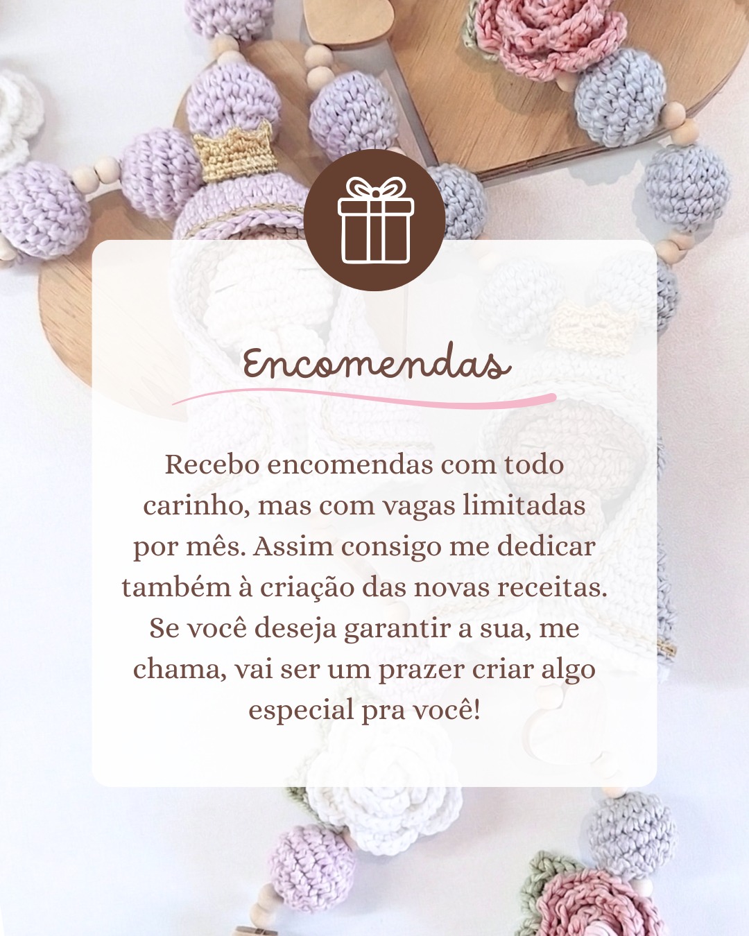 Recebo encomendas com todo carinho, mas com vagas limitadas por mês. Assim consigo me dedicar também à criação das novas receitas.
Se você deseja garantir a sua, me chama, vai ser um prazer criar algo especial pra você!🥰