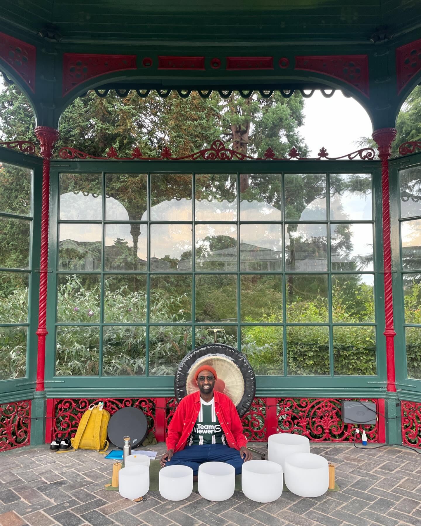 Closing out the summer a couple of Saturdays ago, with this special sound bath at the botanical garden bandstand, as part of the @bbcwt_youthactionfornature climate cafe this past september. The sun shone on us as we bathed in sound and amongst nature as a way to integrate the days workshops and encouraging way to to relax in our activism.
Being amongst nature aids us in our own healing and wellness, by using greenery and our surroundings to help us feel whole and connected to the world around us.
With all the changes in our climate, the need has always been to look after the Earth in a way we would look after our loved ones. It was very inspiring to see so many young people involved in this day…
Thank you for the invite!
Amazing to meet @hinduclimateaction !