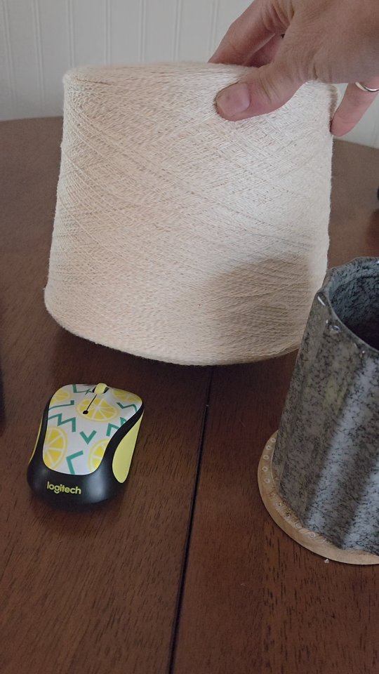 Ms and Os part 2! I've had this cotton rayon blend for a while and it was yelling at me while I was working on the last run of towels. Three shawls should be enough with variation in the weft. Perhaps I'll add some hand dyed tencel!
#sunriselodgefiberstudio #weaversofinstagram #weaving #projectplanning #originalart