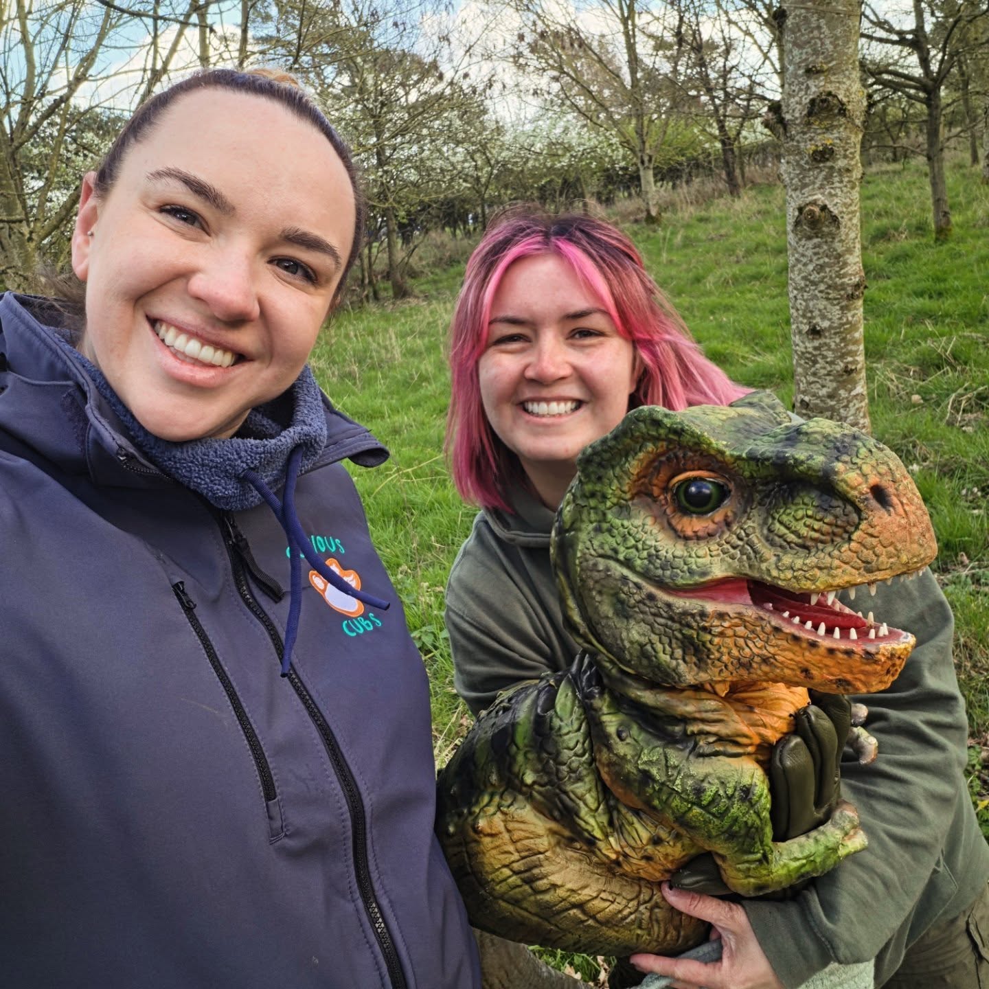 A huge thank you to Ranger Jill and Ranger Harry for the most wonderful event yesterday! 🦖✨
We absolutely loved meeting all your adorable baby dinosaurs and helping them explore everything that Curious Cubs has to offer. It was such a special and educational experience, and we’re so grateful you came along! 💚