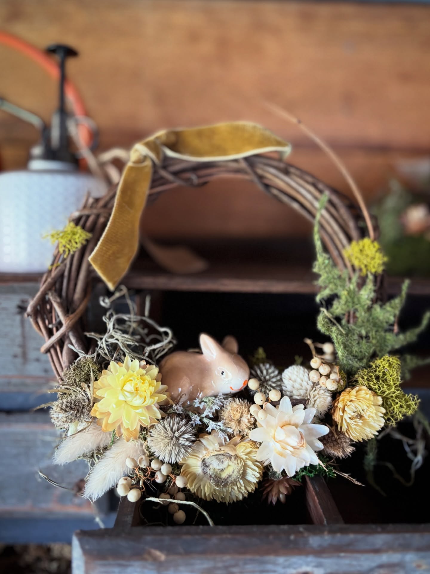 A big THANK YOU to my friends who stopped by the Flower Truck and took a little Spring home for your weekend.
Your support is very much appreciated.
If you didn't make it and still need a last minute "something" the Flower Truck will be open today (Sunday), 10:00-3:00.
Feel free to message ahead, if you have questions or require assistance.
Have a beautiful day-
443-813-0229
🌷April