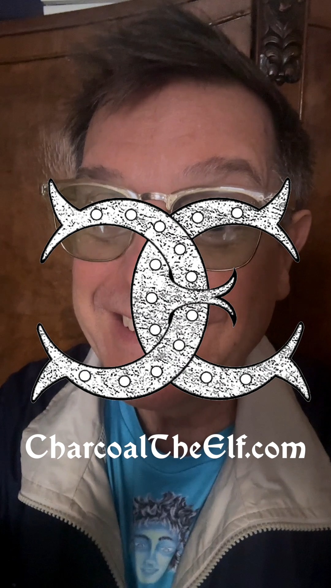 "Can Elves Breathe Underwater?" WE HAVE A WINNER! She lives in Spain and we'll announce her name after we've connected with her.
Thanks to everyone who participated and made the contest so much fun.