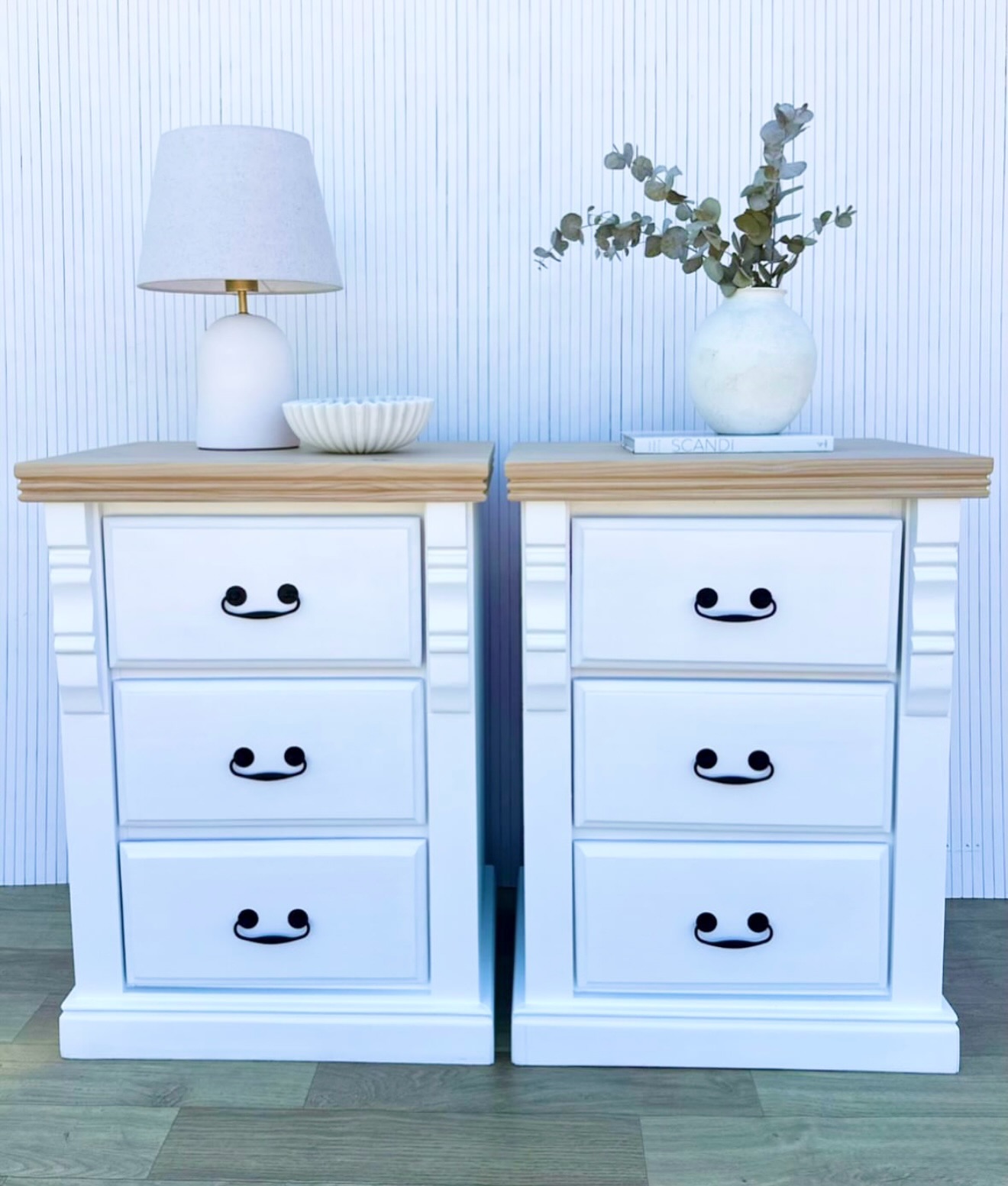 🦉Australia’s home of Wise Owl Paint
Imagine walking into your room and actually liking what you see.
Not “it’ll do.”
Not “I’ll change it later.”
Actually right.
That usually isn’t about the furniture.
It’s about the finish.
Same piece, same shape — but when the finish is right, everything settles. The colour feels intentional, the timber feels grounded, and the whole piece sits properly in the space instead of fighting it.
That’s where most people get caught.
They focus on colour… and underestimate the finish.
Same furniture. Different standards.
Save this as a reminder:
The finish is what makes a piece feel right — not just look finished.
Finished by @katflips_ using Wise Owl Paint Clear Matte.
Available from The Furniture Paint Shop ~ Australia’s home of Wise Owl Paint 🦉
#FurniturePaintShopAustralia #WiseOwlPaintAustralia #WiseOwlPaint