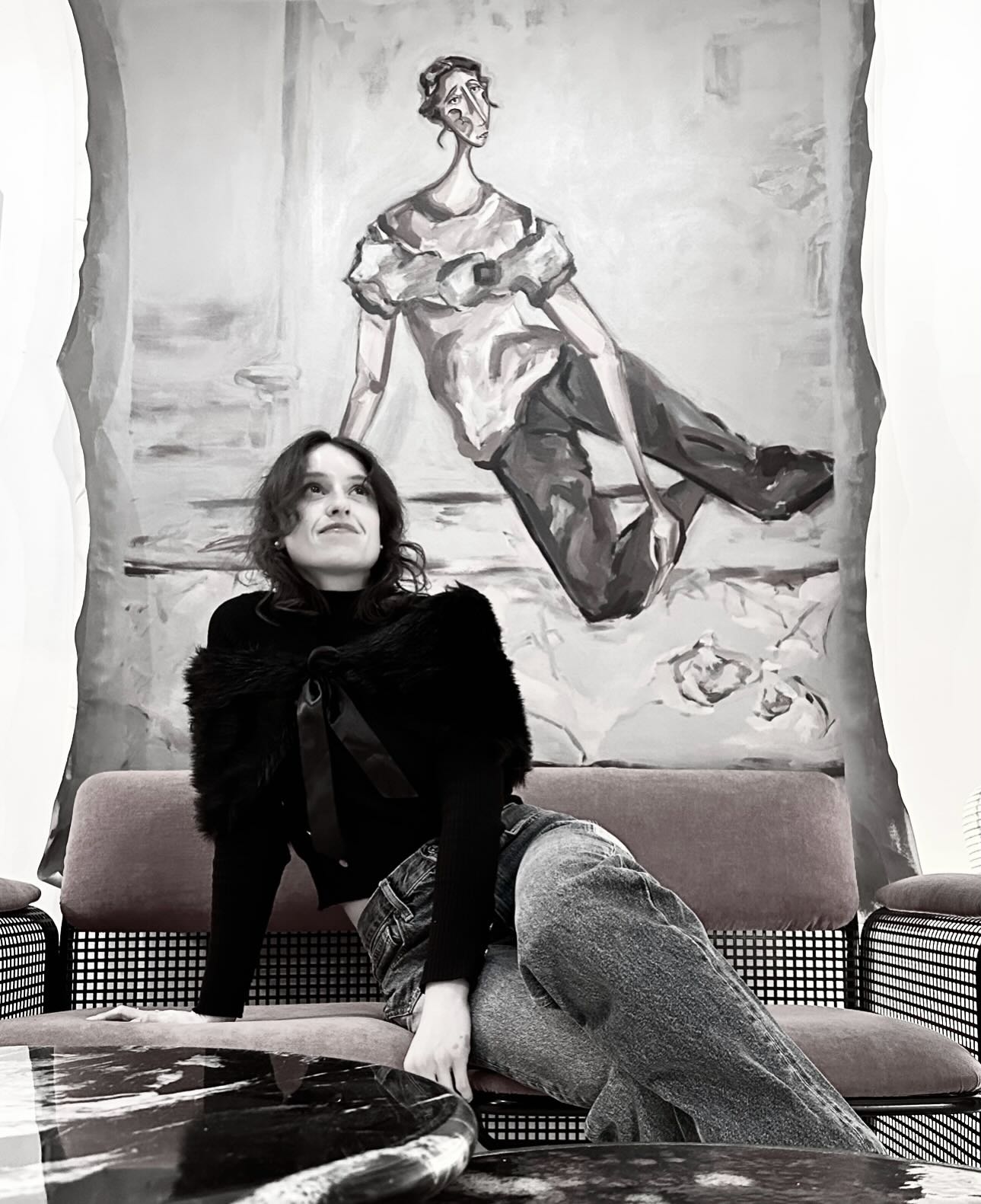 I’ve been living my dream the past couple of weeks ♥️
As it comes to the last few days of the show, I wanted to thank you, your support of my work means so much. The show has been amazing and it’s wonderful to be able to say hi properly.
The last day is Saturday 4th April 🫶
I hope to continue painting the stories and emotions we all hold 🌹⚓️♟️
.
#artist #interiors #portraitart #painting