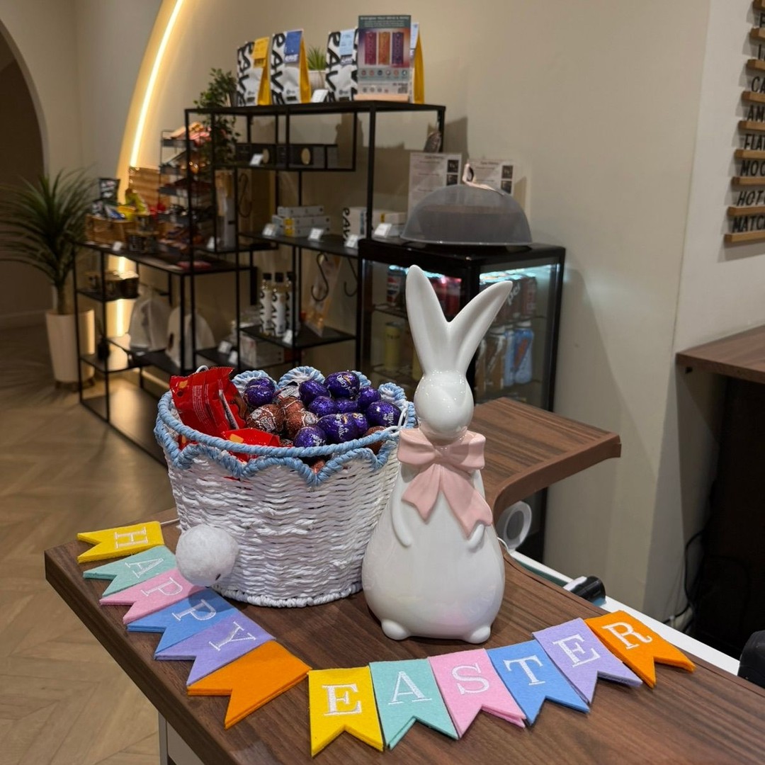 🐰 Happy Easter, Cardiff! 🐰
Today is all about taking a beat, enjoying that Sunday rest, and spending quality time with the ones who matter most. Whether you’re tucking into a roast or just enjoying a quiet morning, we hope your day is full of relaxation.
✨ Sunday Reset ✨
We are closed today to give our team a chance to recharge their batteries, but we’ll be back and ready to help you with your recovery goals tomorrow.
📅 Reopening Tomorrow (Monday):
⏰ 08:30 AM - 04:00 PM
Enjoy the chocolate and the downtime: you’ve earned it!
See you at the Lounge tomorrow. 👋
#WellnessLoungeCardiff #EasterSunday #CardiffWellness #RecoveryRest