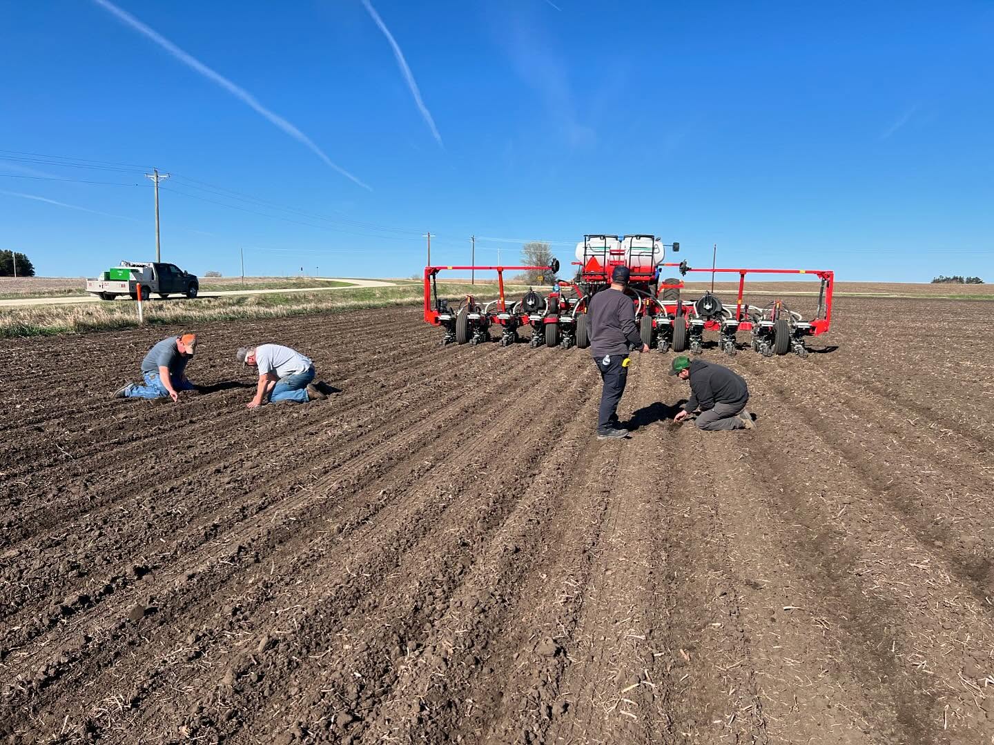 It’s nice to get out of the shop and help customers and friends! The Fast Liquid strip till bar is working well at its new home. And the team is making sure this Massey precision planter is performing as it should. After the rain, we’ll continue to start up and service our customers as well as get our own planters moving a little bit! #plant24