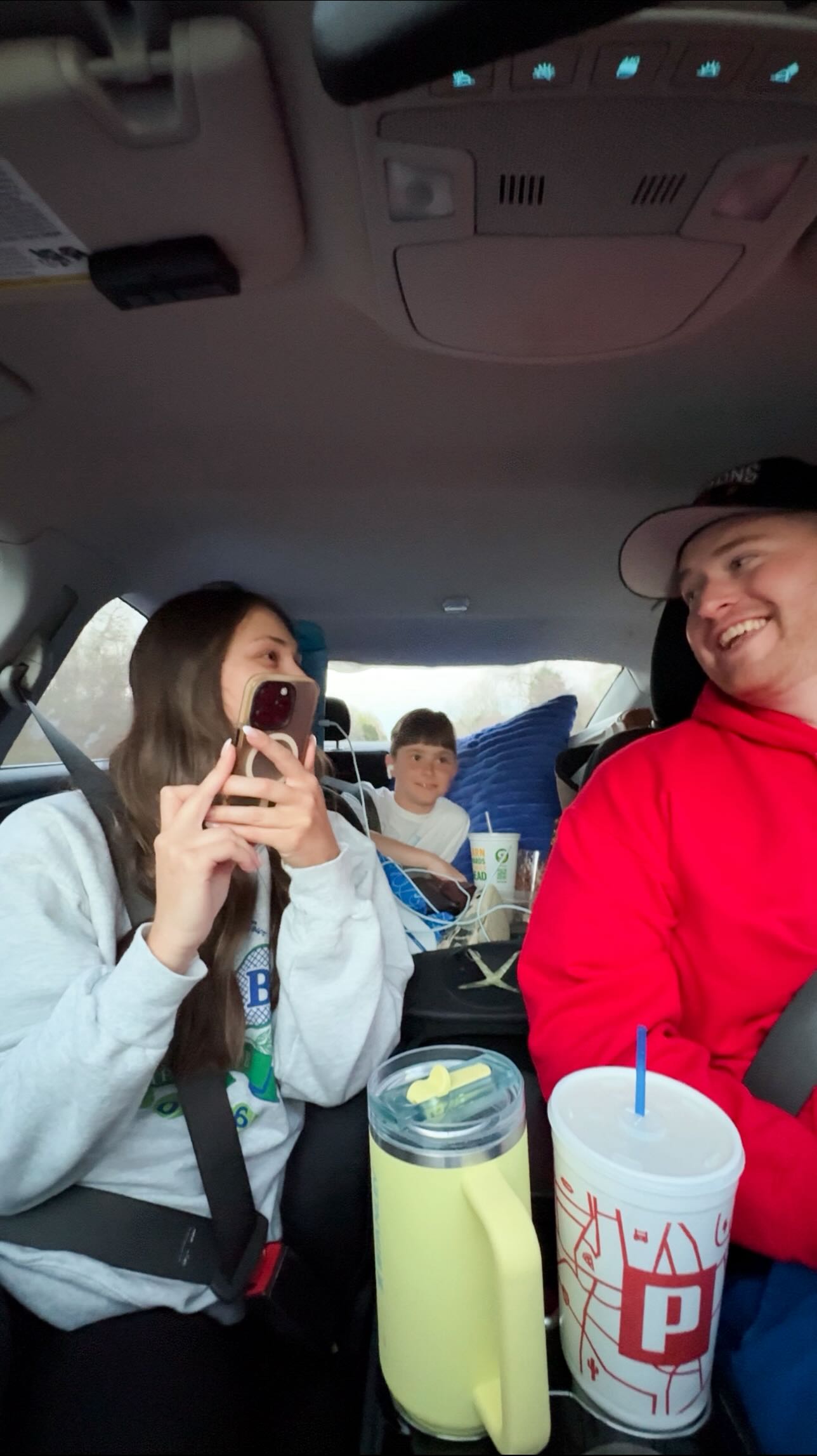 Things only guys know … “whale tale”
#louisvillecreators #momsunder30 #homehealthnurse #workingmomma #travelnurselife