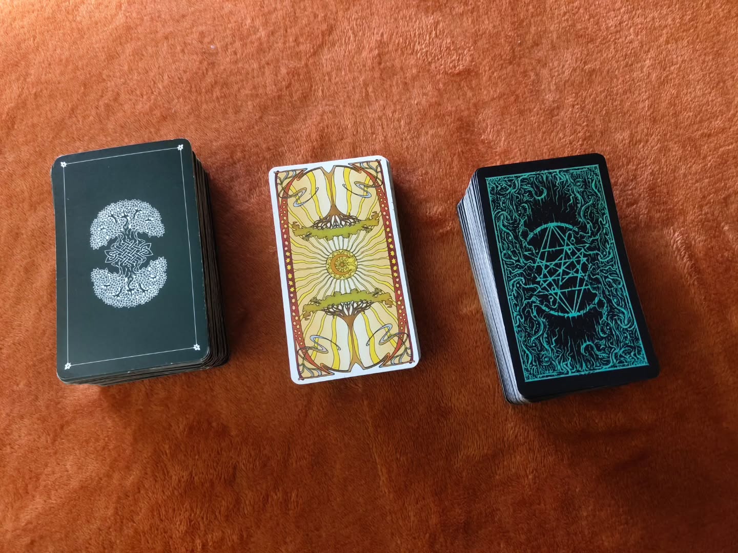 Good afternoon Wytches, we are open until 3 pm.
Healing by donation and 7 card readings for £15, choose from a deck, each deck is a different type of reading. Will you choose to learn about your Spiritual Path, or your Life or maybe you wish to peer into your Shadow and learn deeper truths!
See you all soon!
Blessings of the Land Sea and the Sky ❤️❤️❤️❤️