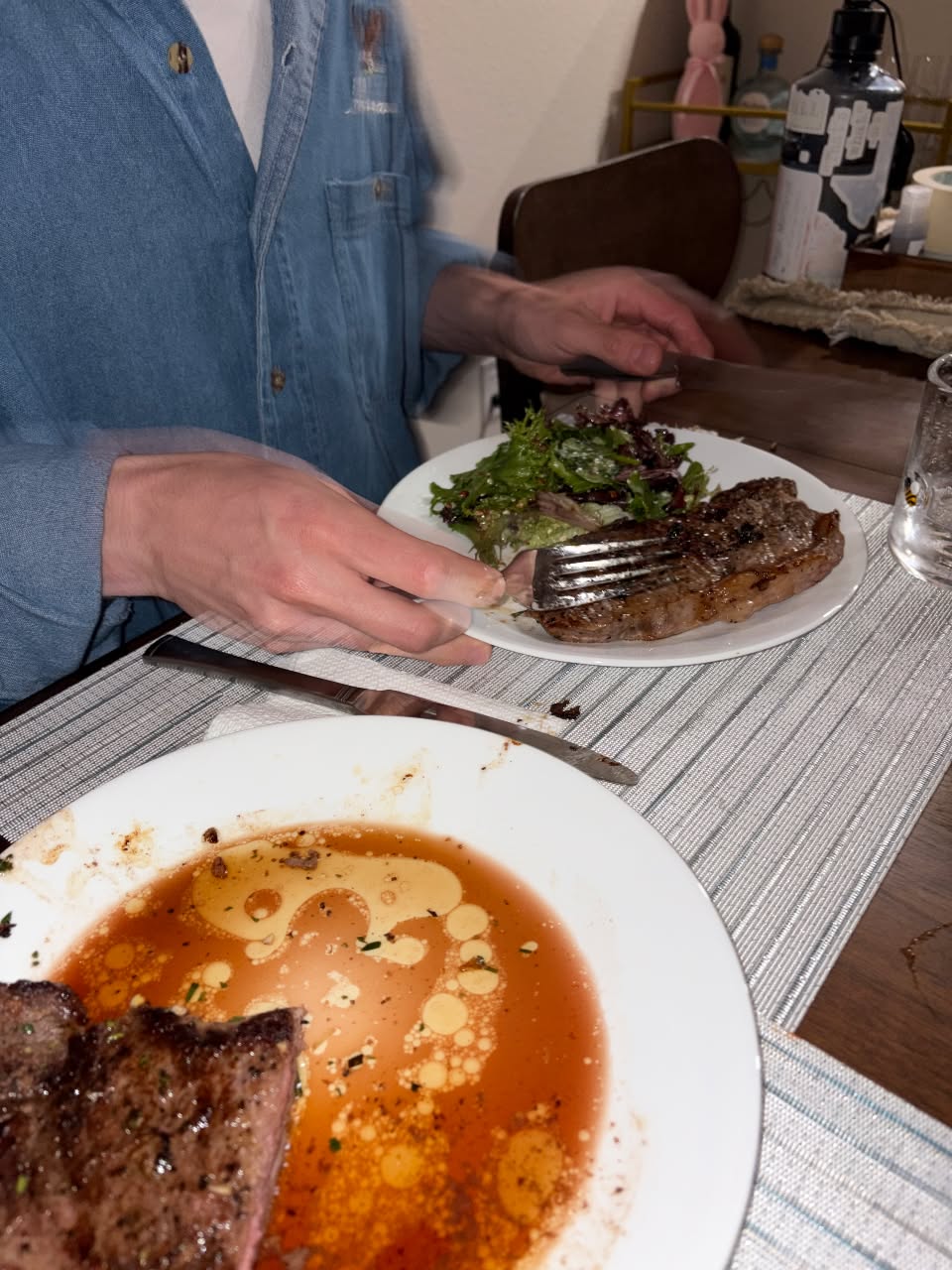 Thought I’d take the R2K up on their challenge to impress my boo… you can too!
•
use code LOVE to get 10% off the latest edition of the R2K - check out righttoknow.com! Comment MAGAZINE for a link!
•
#r2kmagazine #girlhood #crushconfessions #hehasnoidea #cookingforfun