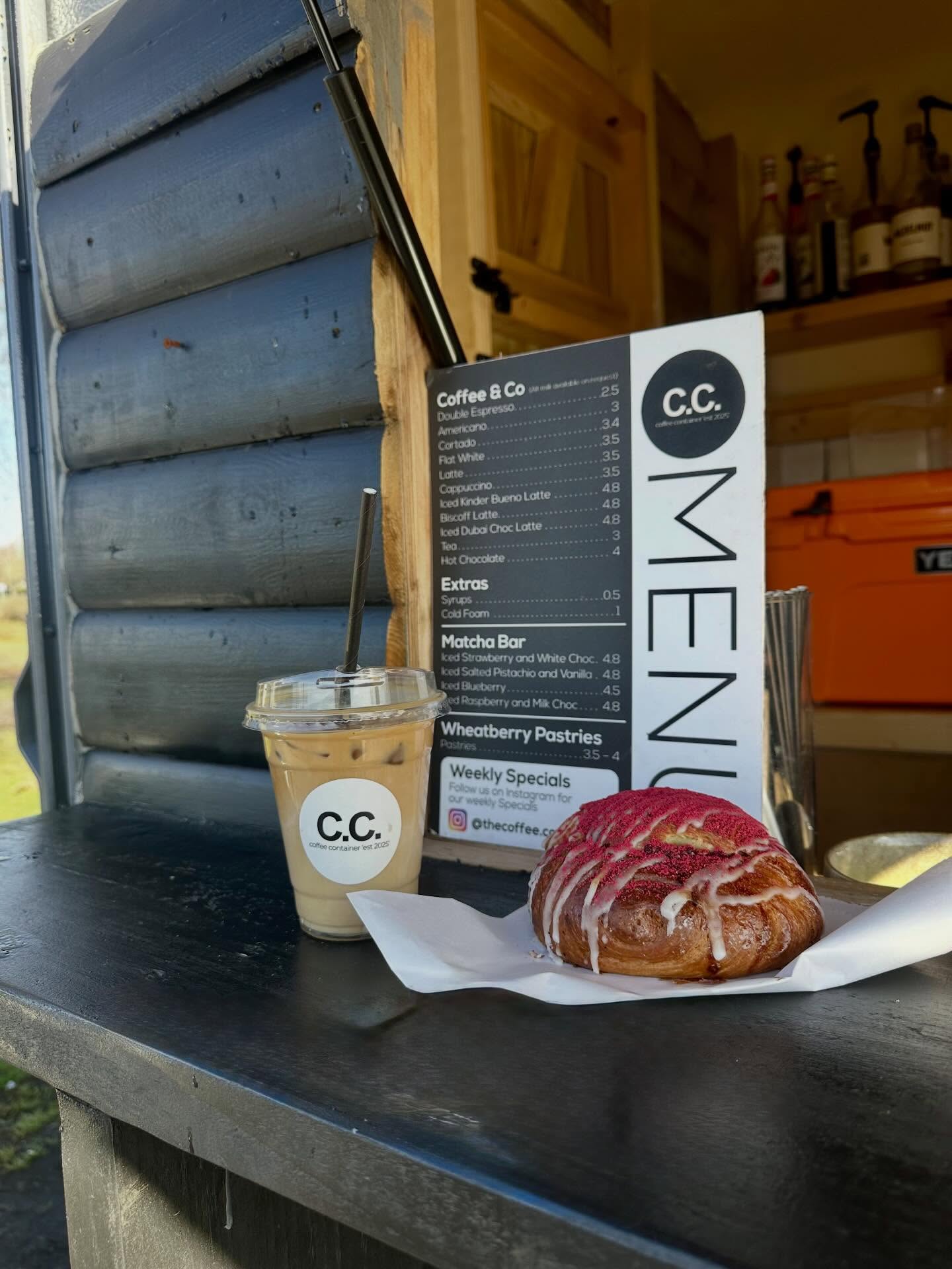 Easter holidays done right 🐣
Something for the kids, something for you.
Hot chocolates, matcha, fresh bakes and coffee to see you through the next two weeks ☕️
Open daily during the Easter holidays
Mon - Fri 8-2
Sat & Sun 9-3