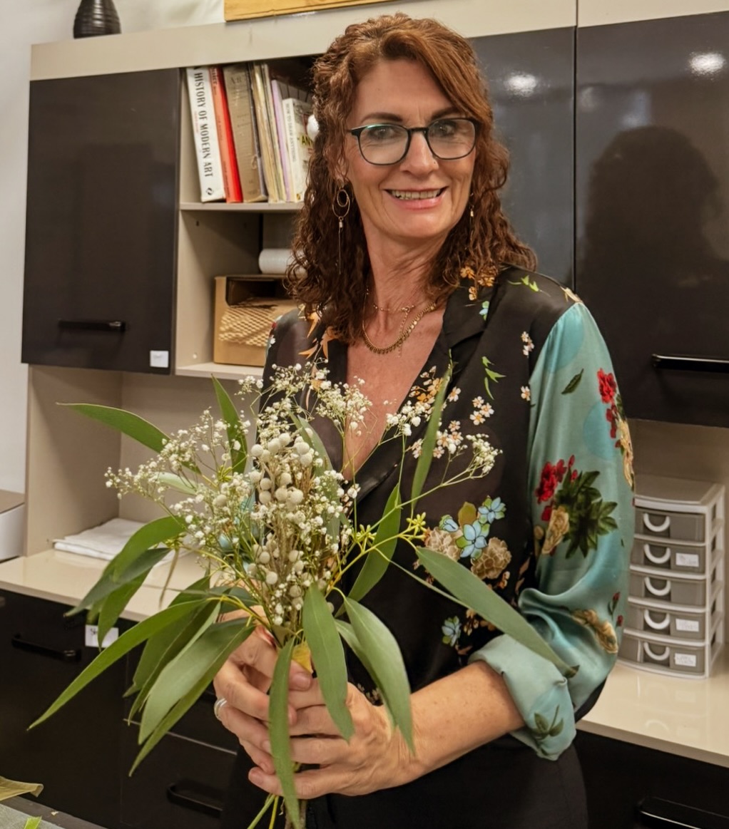 ✺ Meet Didi – Our Thoughtbox Mom ✺
Every studio has chaos. Ours just happens to have Didi balancing it out.
She’s the one packing your orders with care, adding the little touches you didn’t even realise you’d notice, and making sure everything actually leaves the studio looking like Thoughtbox.
While we’re busy with big ideas and last-minute everything, Didi is quietly keeping things on track, knowing where everything is, and making sure nothing slips.
It’s very “mom energy”. Calm. In control. Slightly watching all of us.
Basically… if it arrived beautifully, neatly, and exactly as it should…
that was Didi. ♡