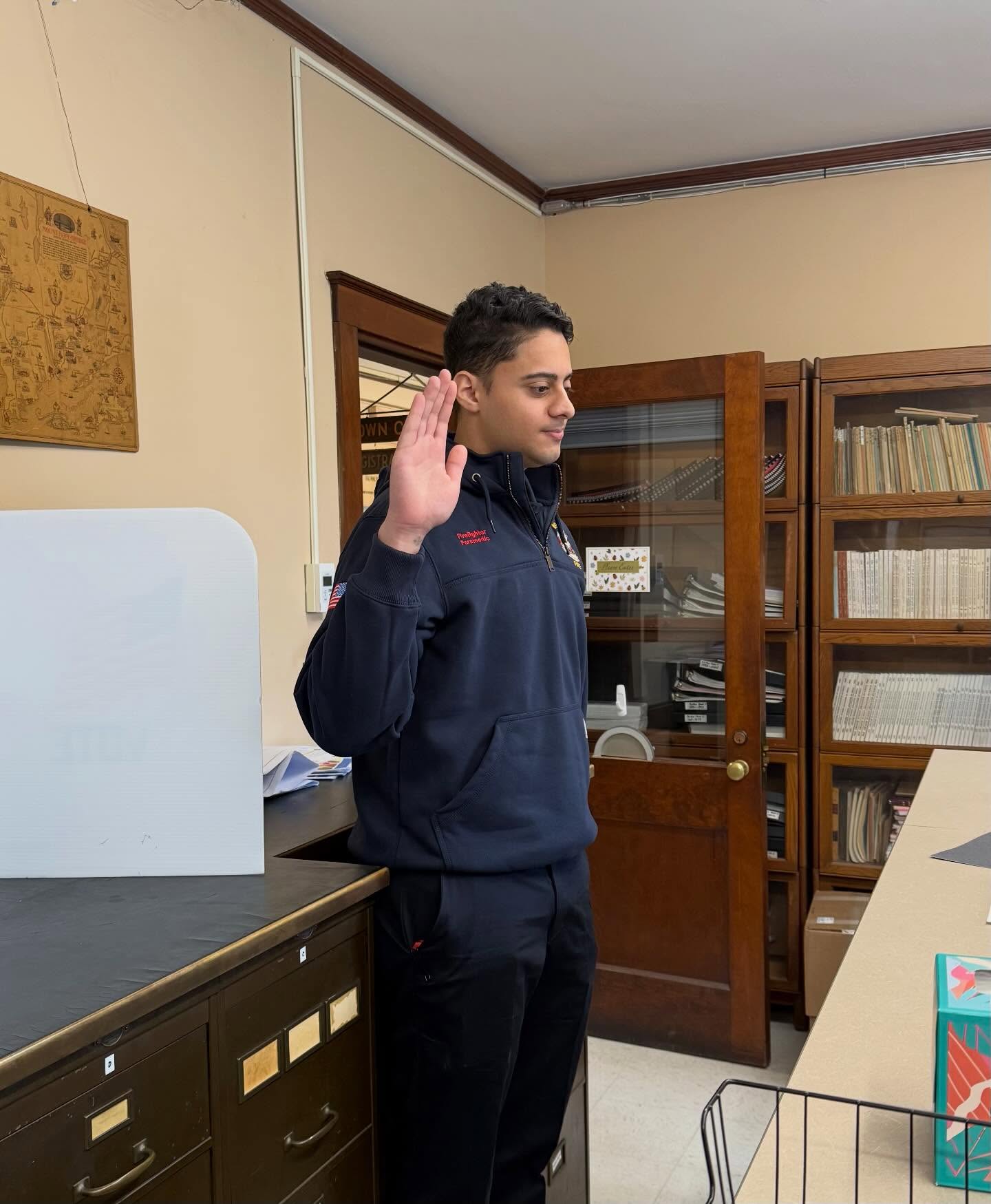Meet Paramedic Abanob Mikhail, Westport Fire’s newest probationary Firefighter/Paramedic.
Ab has EMS experience working for the City of Fall River with a strong background in medicine. He will begin the fire academy in a couple of weeks.
He wasted no time getting comfortable with donning his PPE. Shortly after being sworn in by the Town Clerk, Captain Nickelson began training him on the basics, including donning SCBA and structural turnout gear.
We wish him well in the upcoming 10-week career academy program.
#westportma