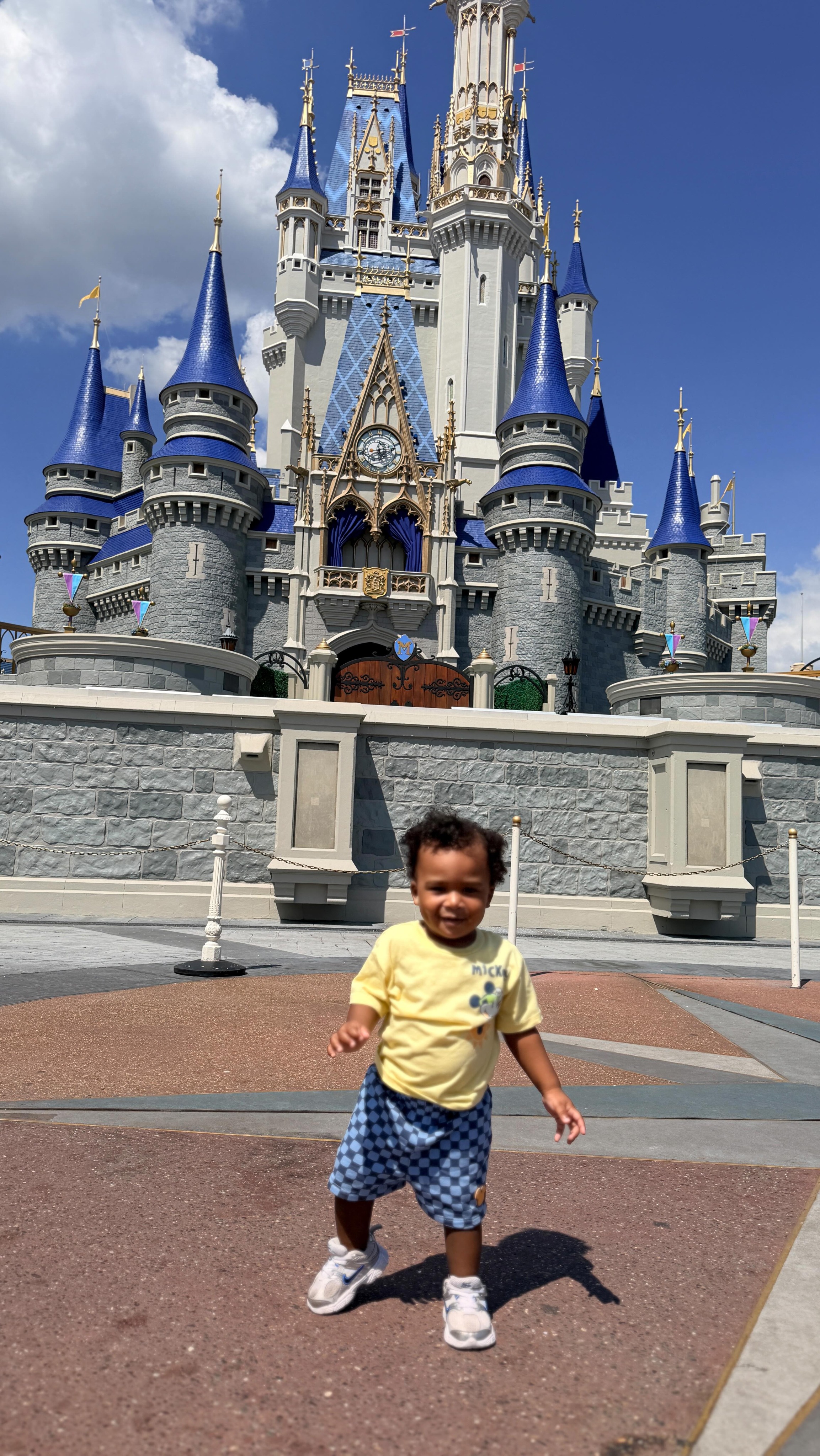 Disney Mom Diaries: Magic Kingdom Afternoon!
Hard to believe we haven’t been here in idk how long but this trip was one to tug at my mama heart. My boy got so many first from walking in front of the castle to enjoying the best ride The People Mover I’d say this was a successful afternoon in the parks.
Complete with some of our fave snacks and of course my mango peach iced tea from @joffreyscoffeeandtea for the road. Another Disney Mom Diaries added to the books.
Disney mom | Disney Parks | Orlando Mom
#disneyfamily #disneymom #orlandofamily #disneyparks #waltdisneyworld