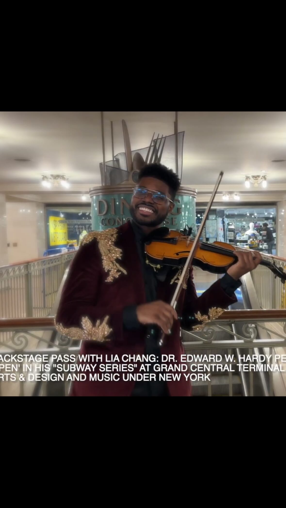 If you missed my interview with @backstagepasswithliachang, you can catch this performance of @silksonic, @brunomars, and @anderson._paak’s “Leave The Door Open,” along with more, airing on TV right now and later today 😆🎻
This weeks airdates:
Monday, April 6, 11:30 am on FIOS 34, RCN 83, Spectrum 56/1996
Monday, April 6, 06:30 pm on FIOS 34, RCN 83, Spectrum 56/1996
Tuesday, April 7, 10:30 am on FIOS 34, RCN 83, Spectrum 56/1996
Wednesday, April 8, 12:00 pm on FIOS 34, RCN 83, Spectrum 56/1996
Wednesday, April 8, 05:30 pm on Spectrum 1993
Thursday, April 9, 11:30 am on FiOS 36, RCN 85, Spectrum 67 & 1998
Saturday, April 11, 11:30 am on FIOS 34, RCN 83, Spectrum 56/1996
#leavethedooropen #violintechnique #livemusic #silksonic #violin