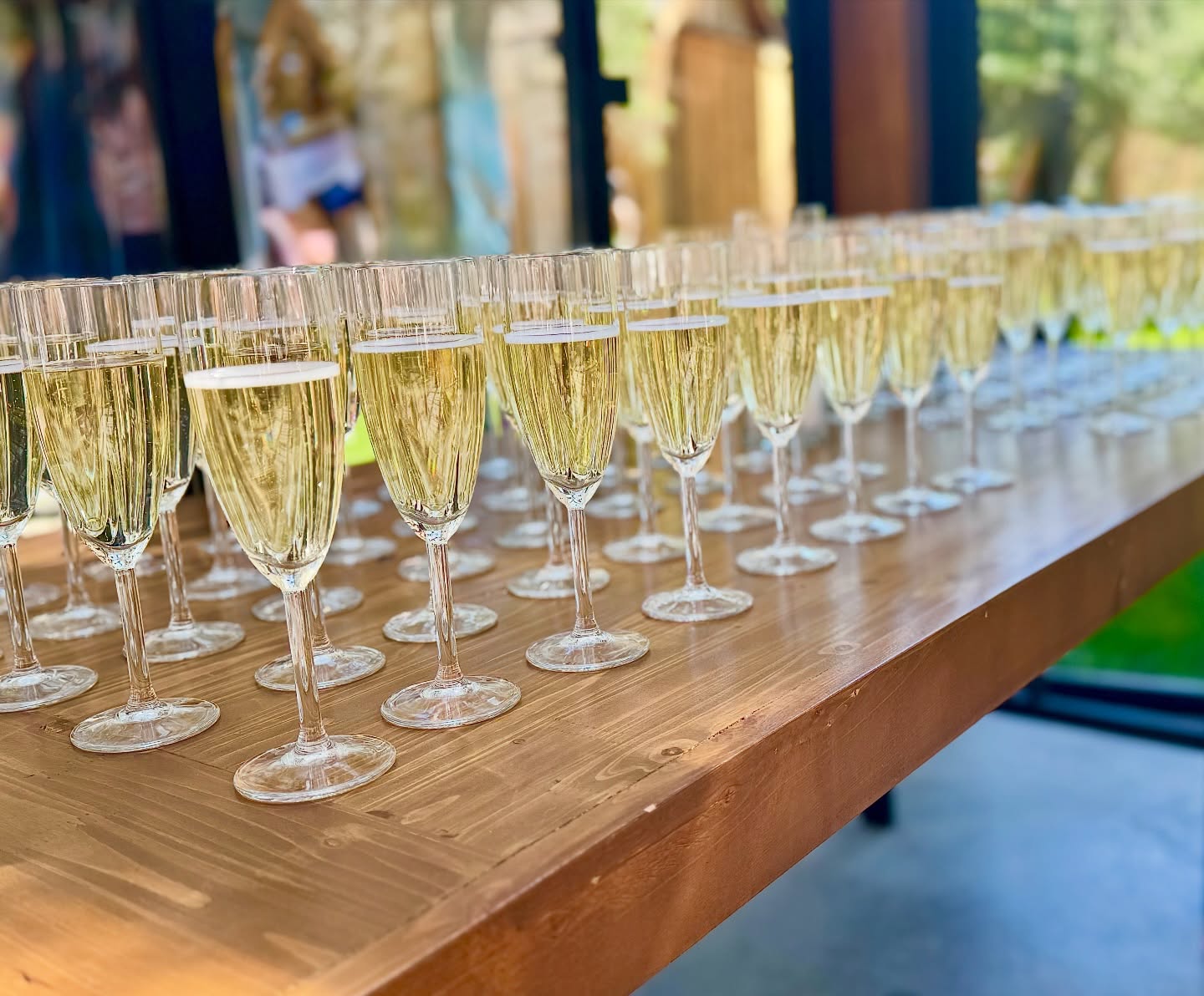 #aaamobilebartending #champagne #weddingbartenders #thevalleyweddings #fyp 🥂🥂🍾🍾🍾