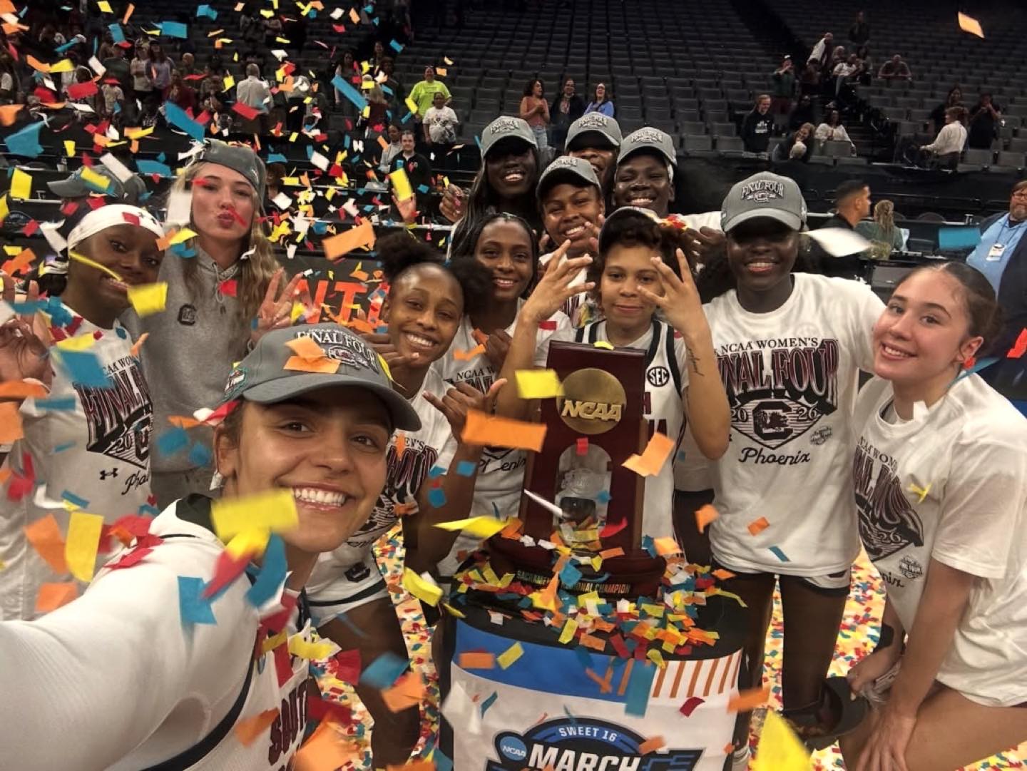 And we have a final 4!!!
GO GAMECOCKS 🏀🏀🏀