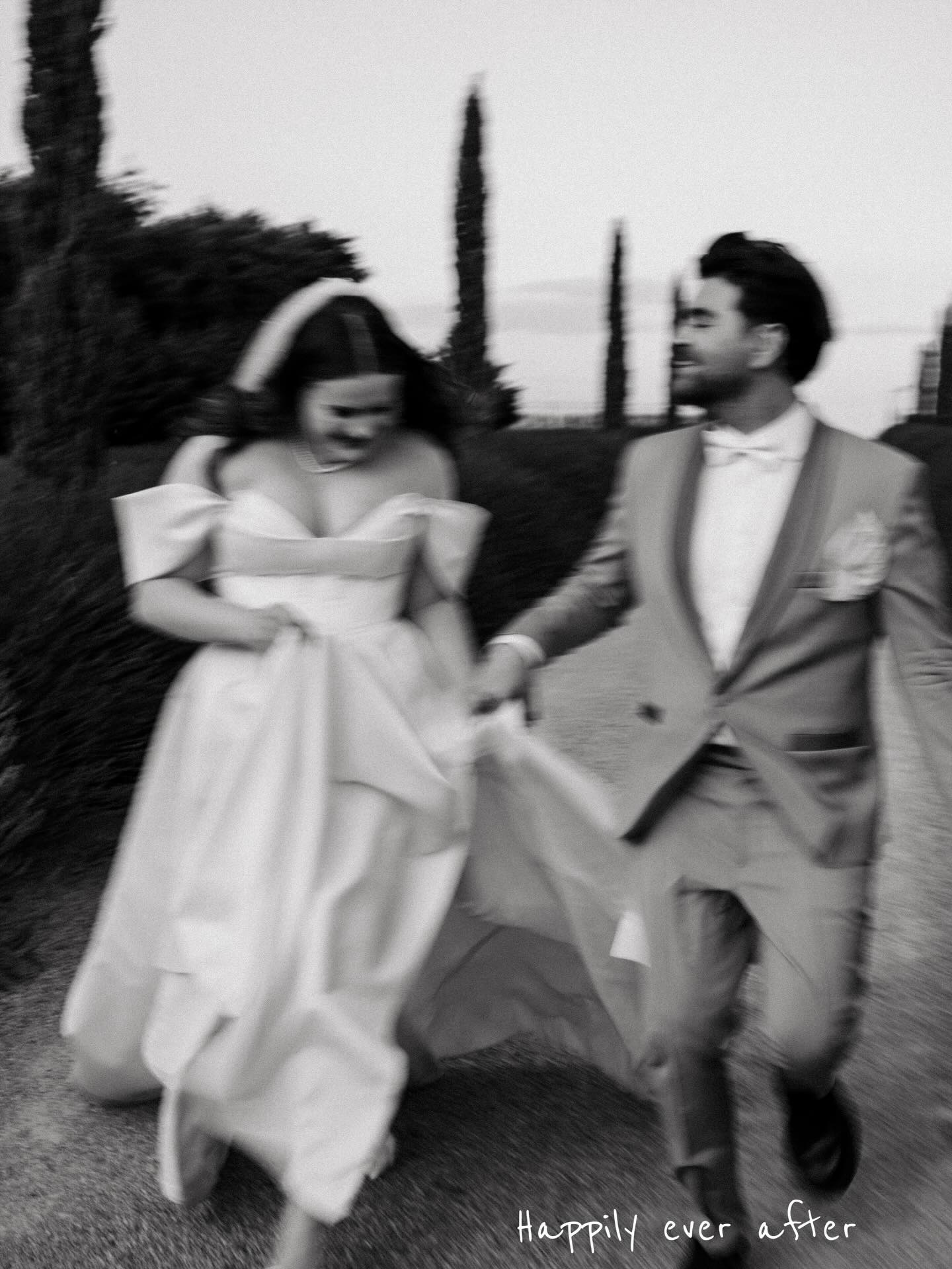 Happy wedding vibes 🤍
LIGHT SAGE GREEN SUIT
Seen @staium and his wonderful bride
We don’t usually post our grooms, but this was something special, style like this speaks perfection 🤍