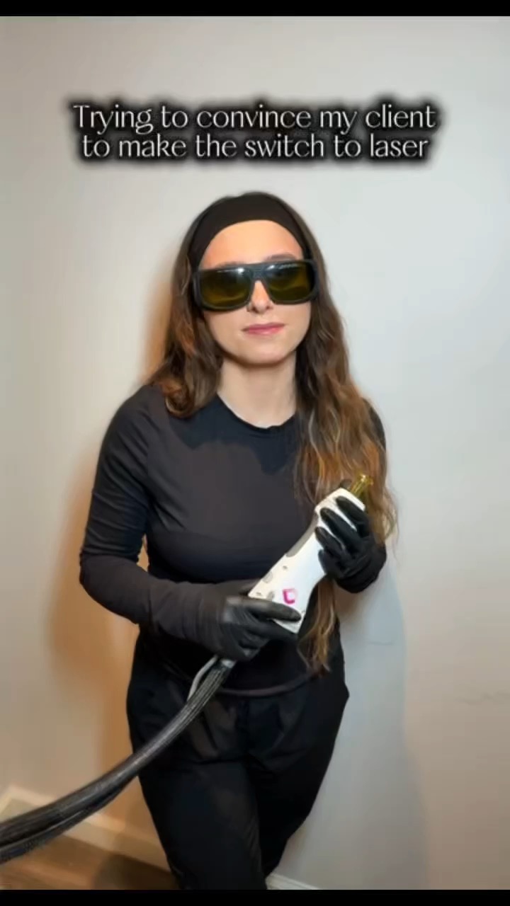 I'll keep saying it until you try it 🤭
Commeny "GLAM" and we'll send you the deets ! ✨#laser #laserhairremoval #esthetician #smoothskin #HairFree