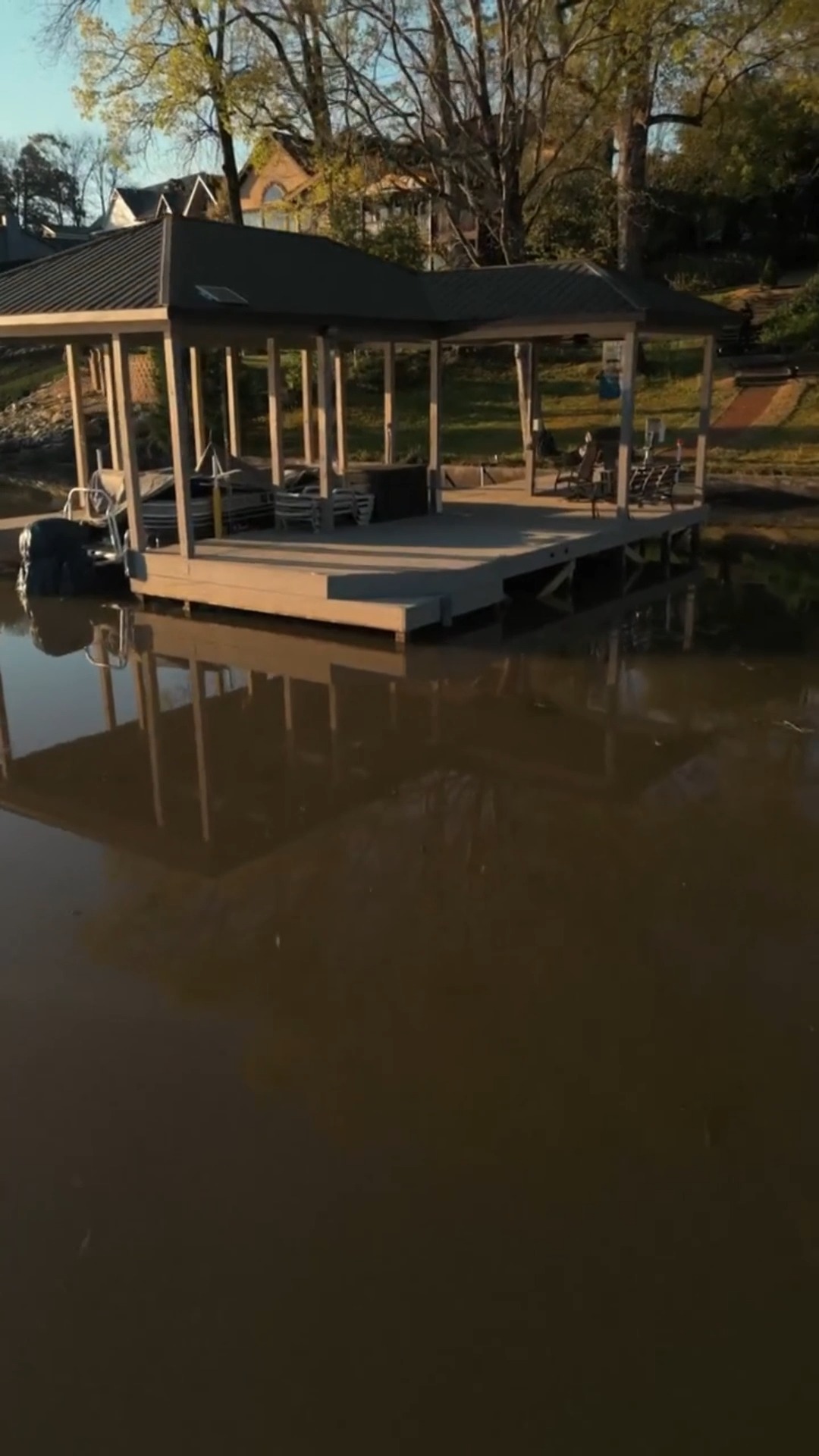 It's time to do what you wanna do! Call the Masters and we can help you make it happen!
423.354.3000 #dock #life #buildersofinstagram