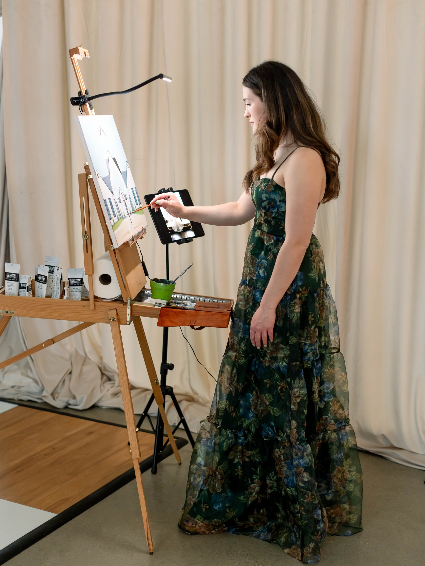 It was so wonderful getting to be a part of this lovely Wedding shoot at the @gracemanorevents with @madenewplanning !!✨🤍
Planning & Design: @madenewplanning
Photo/Video: @theelegantweddingco
Venue: @gracemanorevents
Place Setting & Linens: @royaleventrentalsdfw
Florist: @gratefulfloraleventdesign
Drapery & Lighting: @myeventguys
Custom Signage: @lettersinlove_bydani
Dresses: @elizabethscottbridal
Makeup: @facebyaubrie
Hair: @hair.by.dixon
Live Painter: @mckennajuddart
Violinist: @laronhearstweddings
Dance Floor: @graciouslovetx
Cake: @cremedelacremecakecompany
Models: @hunter.rhae @sagecoley