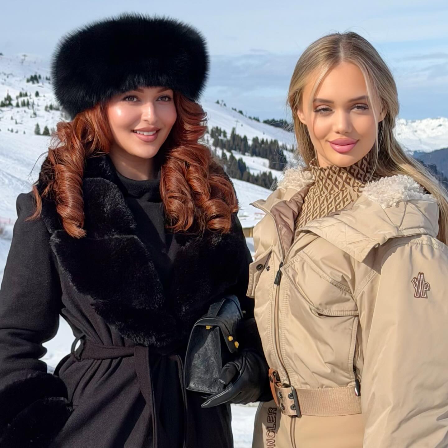 Ski trip hair and it still sits like this
This is what a well cut shape does. Soft layers and tailored face framing that give movement, balance and hair that falls into place without effort
No matter how she wears it curled, soft waves, straight or natural it keeps it’s shape and looks polished. Absolutely Beautiful!
Low maintenance, high impact hair
#THEWAYYOUWEARIT #stanmore #bushey #hairstylist