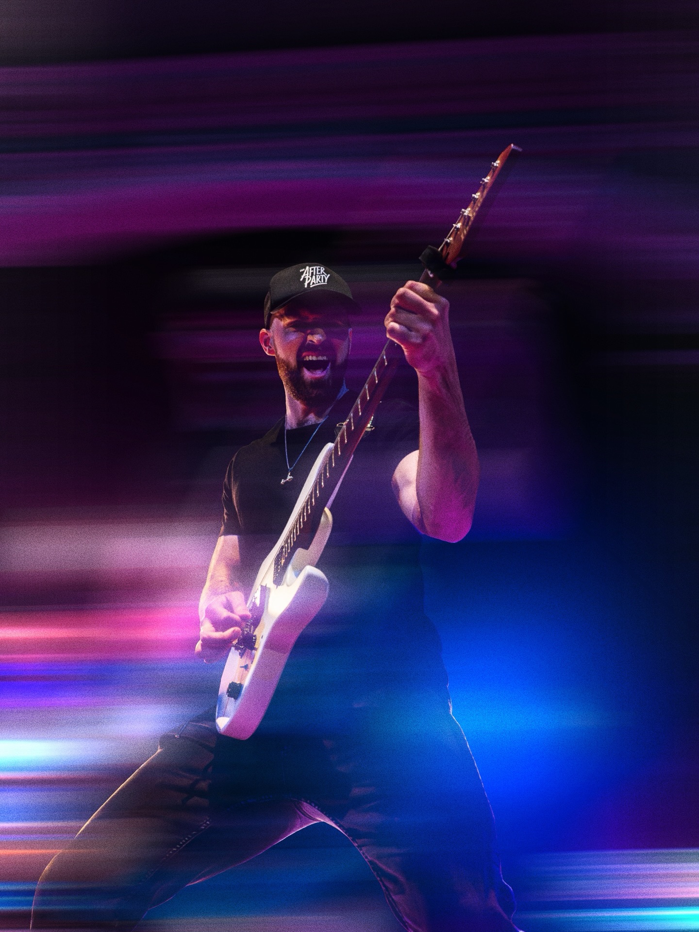 It’s Easter weekend 🐣✨
While most are switching off and enjoying the long weekend, it’s full steam ahead for us with another busy day and night ahead and we’re so ready for it.
No slowing down here, just keeping things moving and making the most of the weekend energy 💥
Slide to the last photo for that Easter weekend feeling 😂
📸 @esotsam_
#liveband #wedding #easter #weddingband #functionband