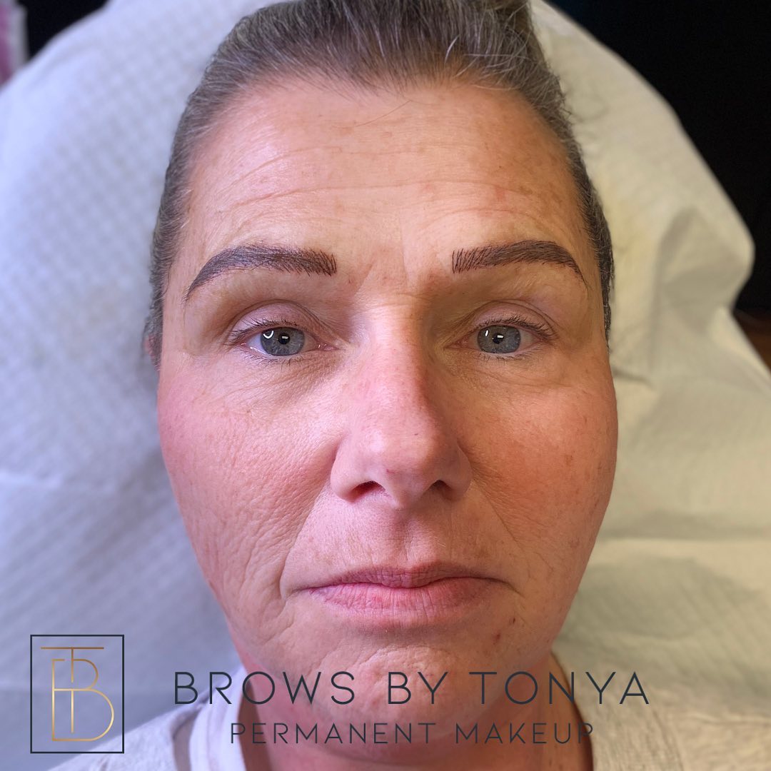 #browtransformation #microblading #nanobrows #browtransformations #combobrows #pmuartist #browtattoo #kentucky #tennessee #hendersonvilletn