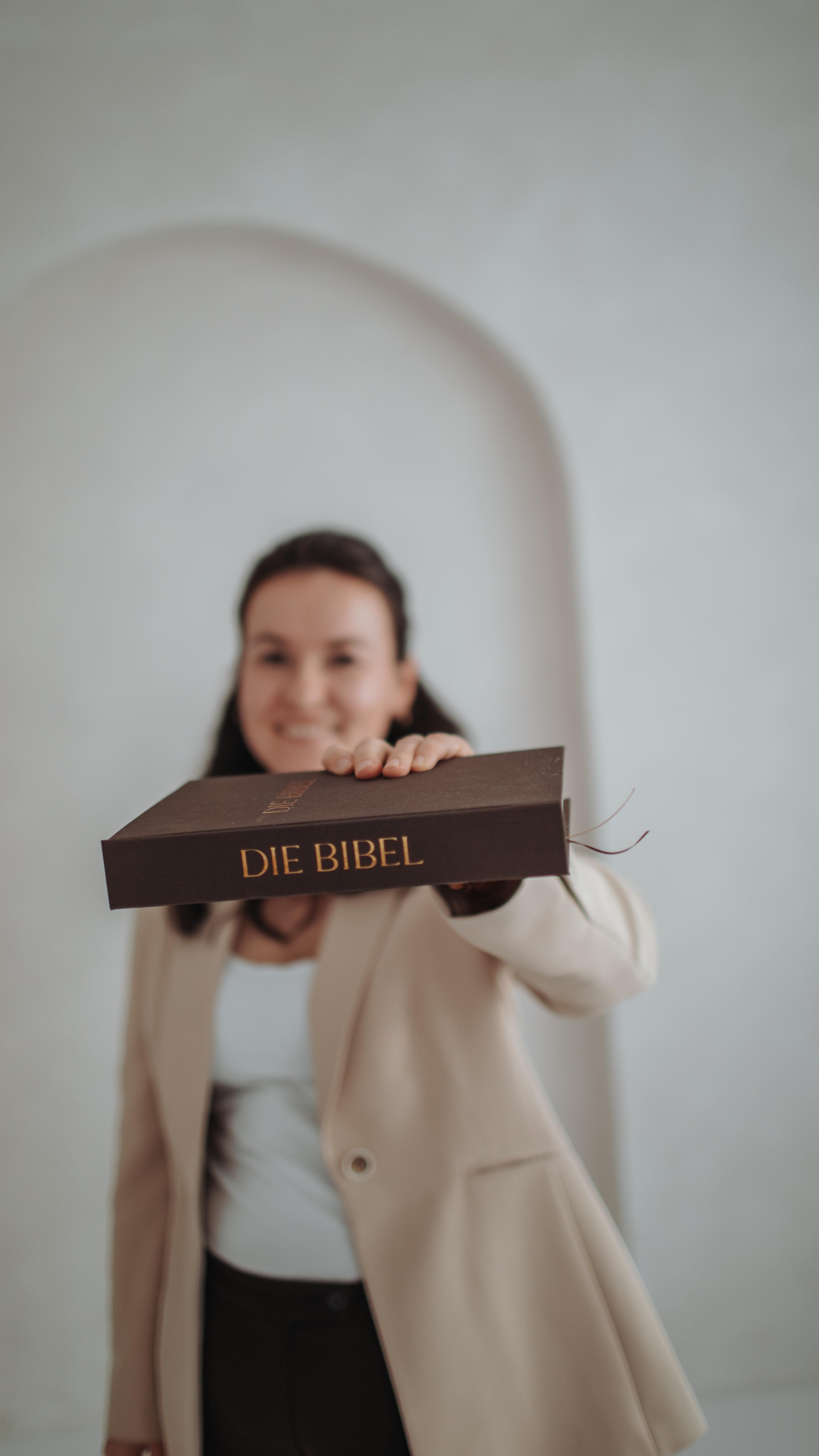 Zeig das bloß keinem Christen
#biblerebind #bible #diy #handmadebooks #liveauthentic #bookstagram