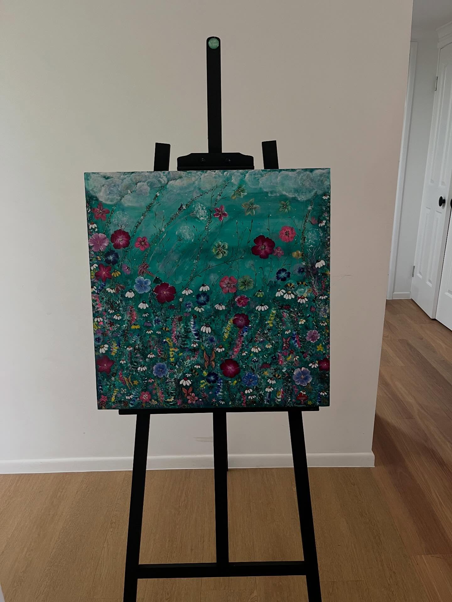 Ready to be donated to charity. More info on how to buy tickets in the raffle to win it coming in the next few weeks 🥰 💙👩🎨