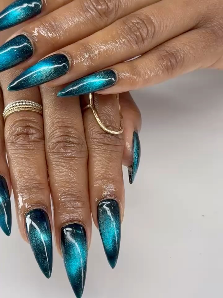 Most Requested: Cat Eye
Technician: Amirah
#brownsugarnailspa #phillynails #cateyenails #gelxnails #trendynails