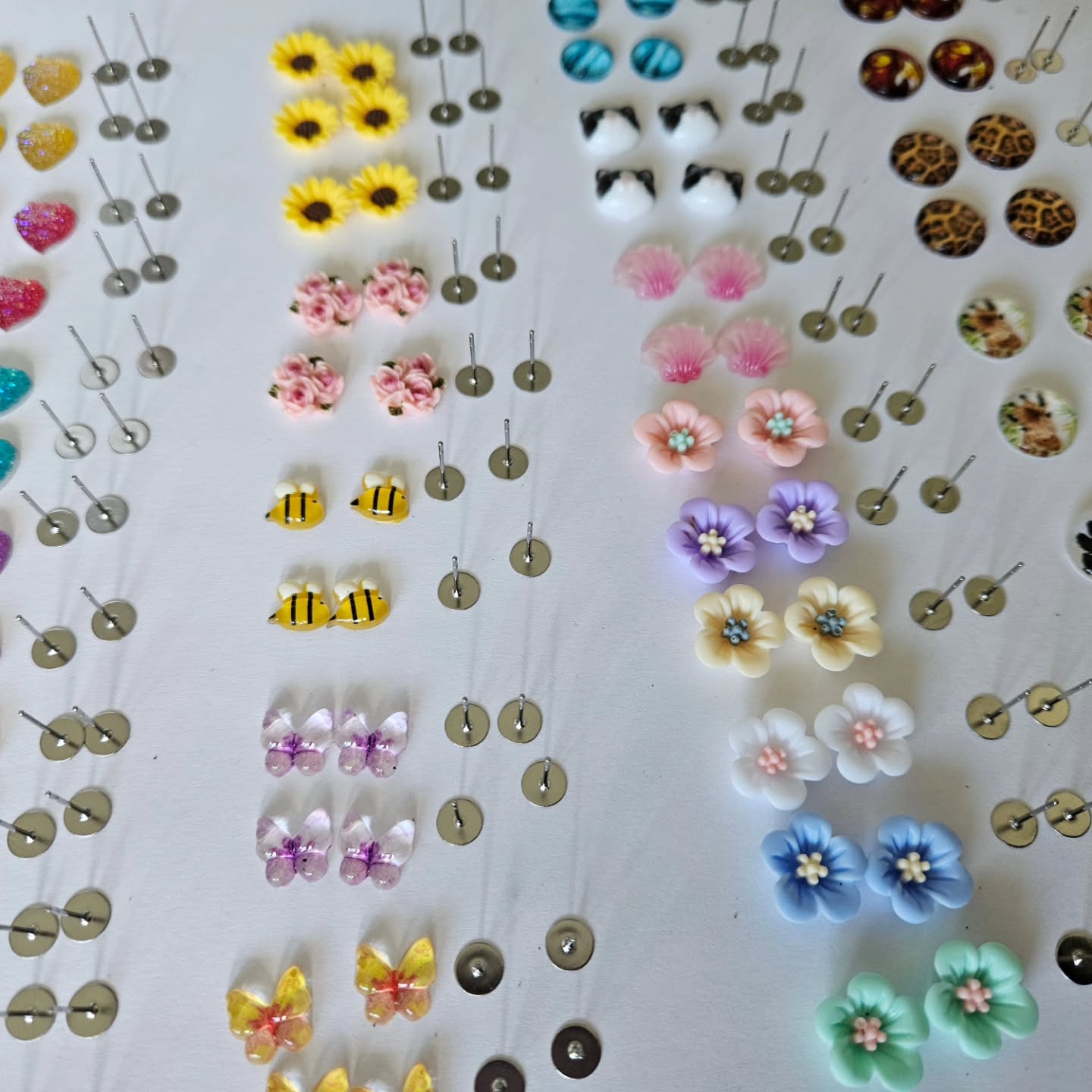 Spring is in the air 🦋💐🐝💜
These cuties will be available on my stall at Saturday's event 🥰