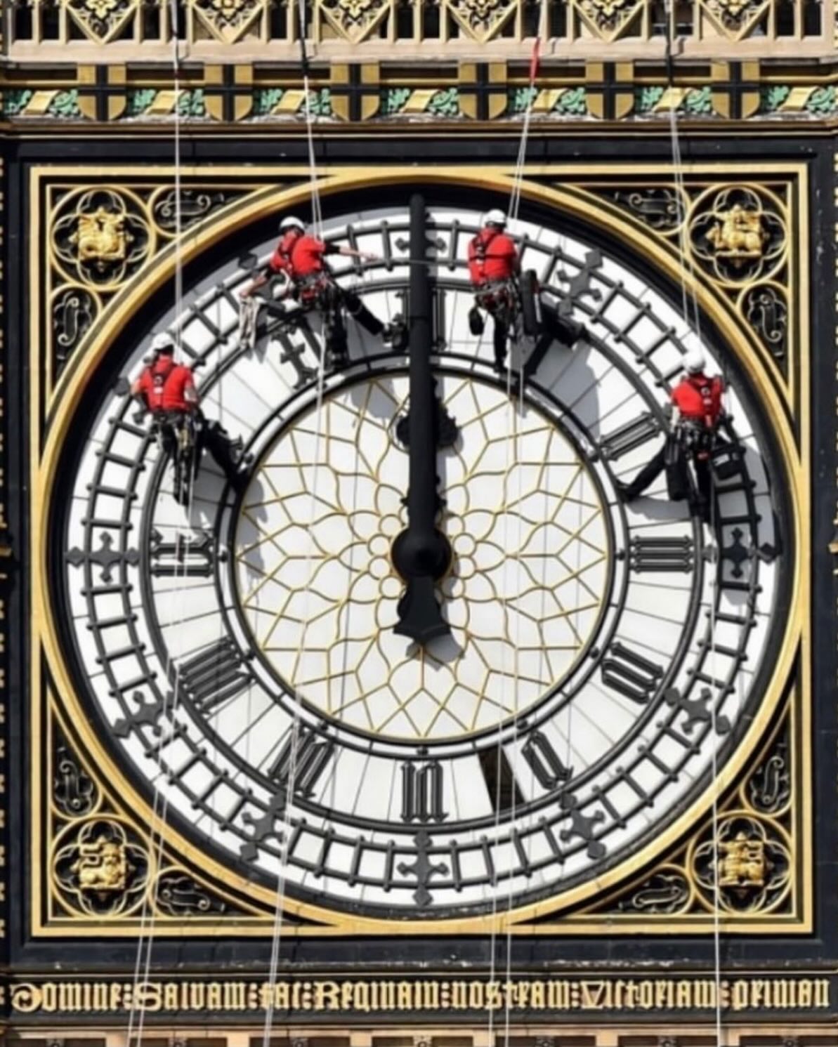 U.K. clocks have gone forward, so we once again have a 5 hour time difference with home campus