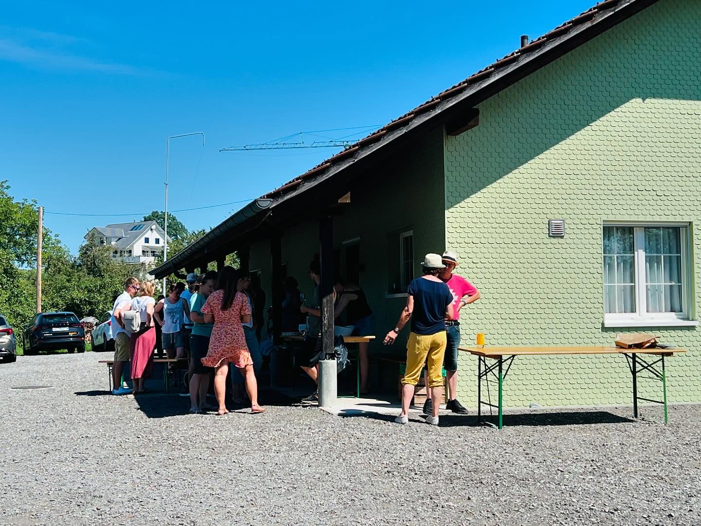 Bei wunderbarem Wetter haben wir uns heute zu unserem alljährlichen Picknick getroffen. ☀️
Herzlichen Dank ans diesjährige OK für die Organisation! 🫶🏼
Bald starten wir mit den Proben für das Jahreskonzert. Wir freuen uns! 🎶
#hmh #harmoniemusikhitzkirchertal #picknick #sommer