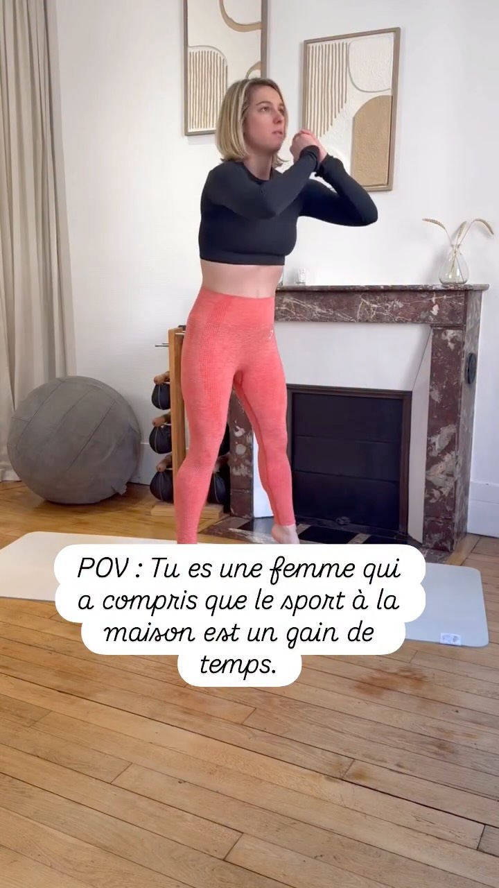 Fini de courir après le temps, de préparer un sac de sport ou de faire 20 min de trajet... 🚗💨
Quand on est une femme avec des journées bien remplies, le sport à la maison n’est plus une contrainte, c’est une liberté. C’est ce moment où tu décides de tout couper pour te faire du bien, sans perdre une seule minute. ✨
Voici ton nouveau circuit express à tester dès que tu as un petit créneau. Zéro matériel, 100% énergie ! 🔥
LE CIRCUIT :
1️⃣ Squats décollés (cardio & galbe)
2️⃣ Fentes latérales (adducteurs & fessiers)
3️⃣ Fentes arrière dynamiques (bras tendus pour la posture)
4️⃣ Chien tête en bas + Grimpeur (gainage & cardio)
⏱️ Format : 30 sec d’effort / 10 sec de repos.
🔄 À faire 3 à 4 fois !
Enregistre cette séance pour la retrouver facilement ! 💾
Tu veux aller plus loin et transformer tes séances à la maison ?
👉 Commente « FORME » sous ce post et je t’envoie toutes les infos sur mes cours ! ⚡️
#sportmaison #circuitexpress #viedefemme #gaindetemps #fitnessfrance