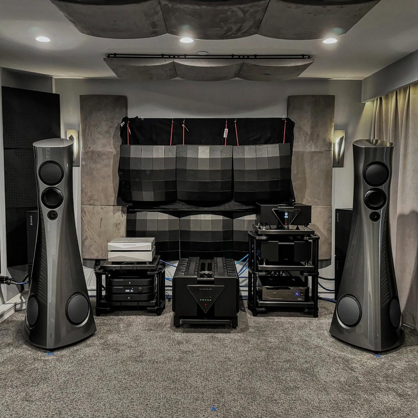 What a setup! Some gryphon and HRS upgrades today 😎