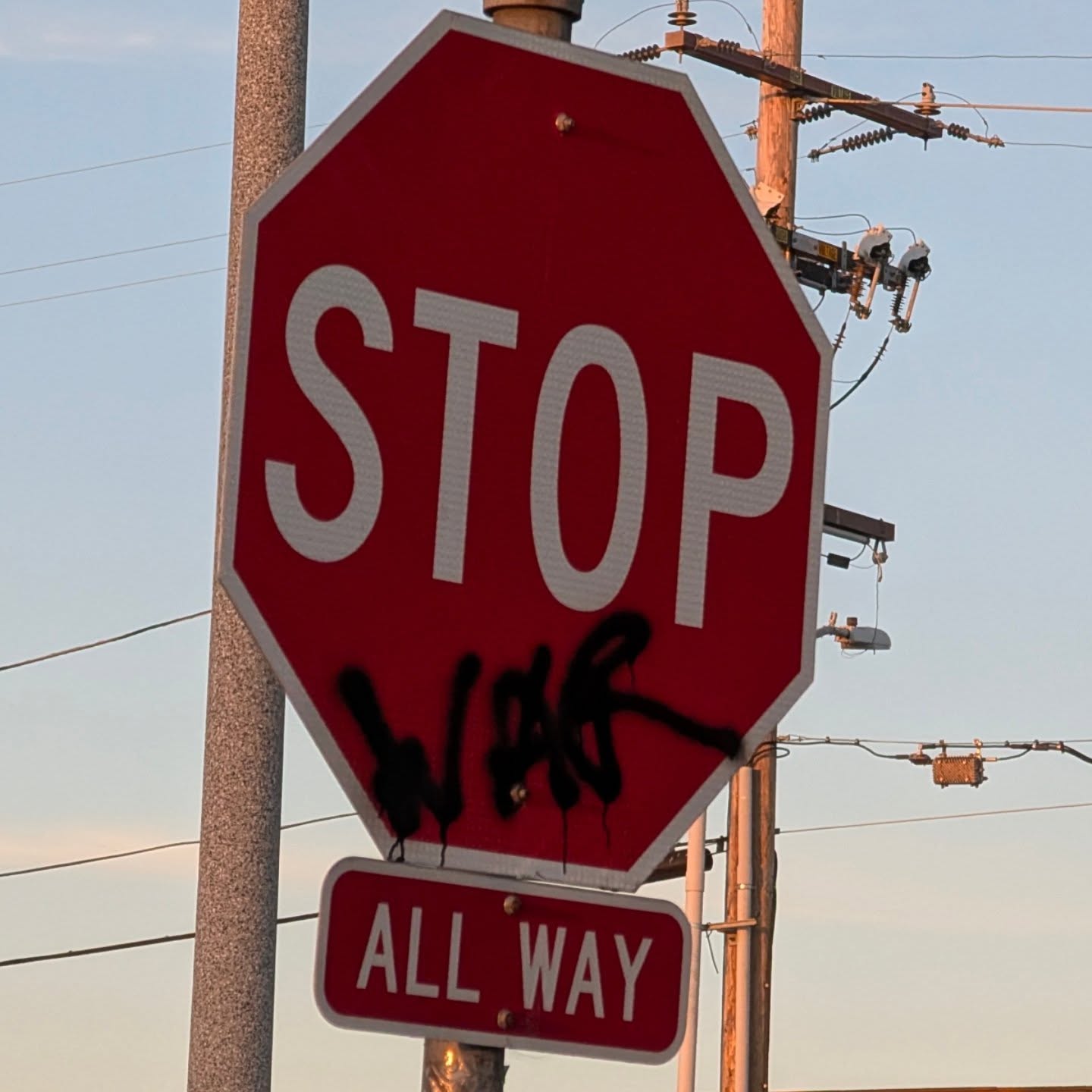 Graffiti in Central San Diego
#StopWar #SanDiego #Graffiti #SanDiegoGraffiti