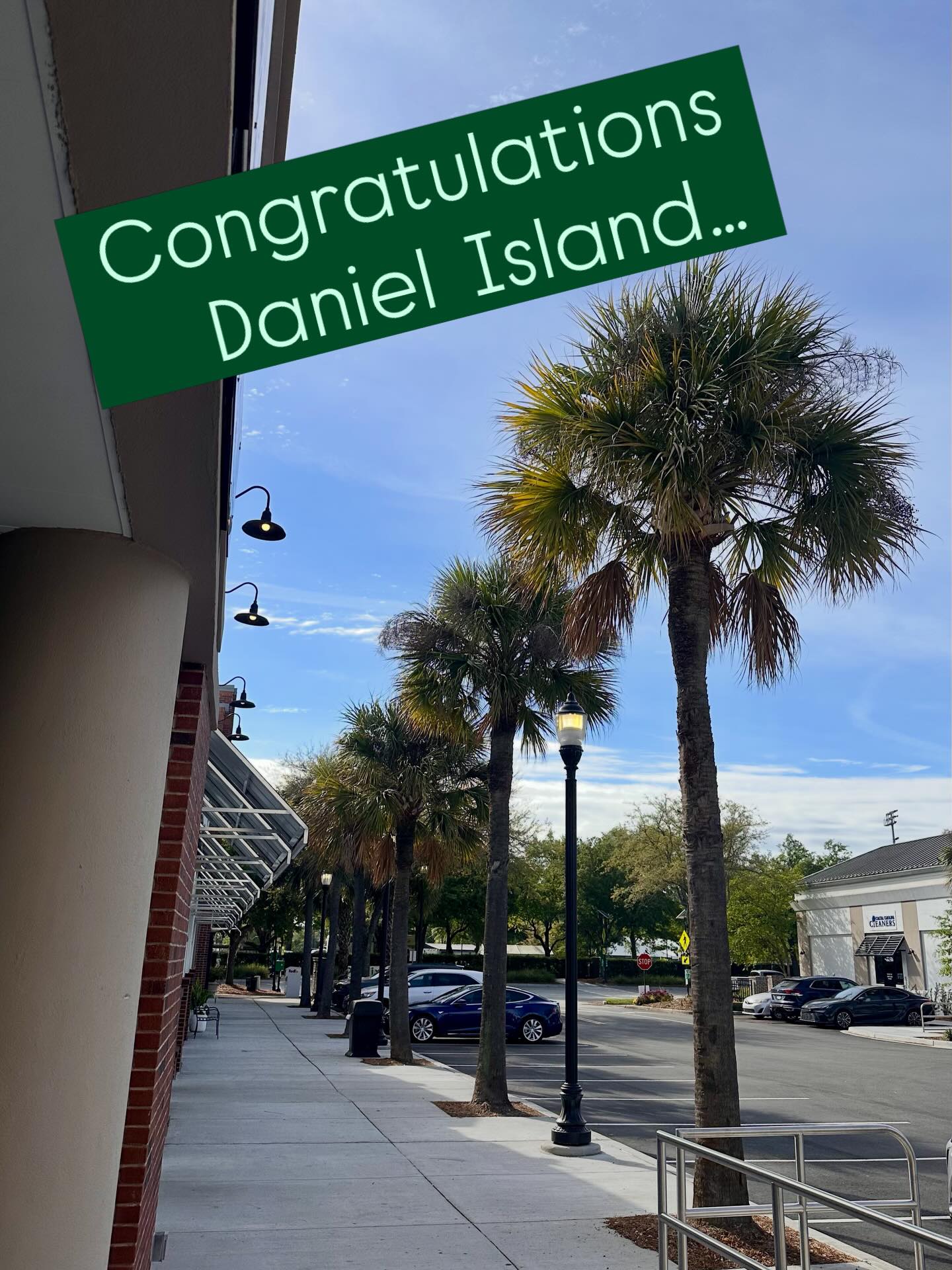 YOU DID IT! You made it through another year of the Tennis Tournament! 🎾 Whether it was the Family Circle Cup, The Volvo Open or The Credit One Charleston Open, we have always been excited to welcome this amazing tournament to the Island. We also enjoy getting back to our regularly scheduled programming😉
🚗 The parking lot entrance is open again! 🙌Just look at all of these open parking spots!
☀️What a great day to get outside and visit your local small businesses.
🖼️If you have been waiting for a closer parking spot to bring in your artwork to frame…today is your day!
👋Looking forward to seeing y’all again soon!
#DanielIsland #Coco2026 #chs #charleston #charlestongifts