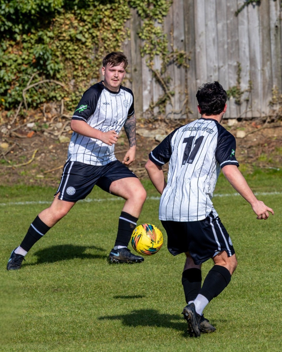 Matchday in motion 🔥
@hornseatownafc putting in the work in their Versa kit — built for performance, ready for every moment.
From first touch to final whistle ⚽️
#VersaSportswear #Matchday #Football