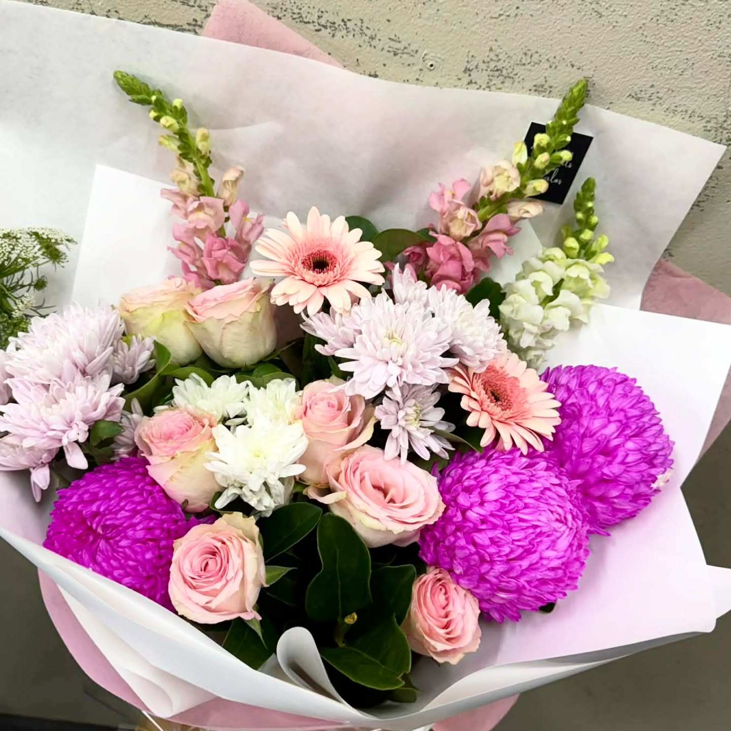 Hope everyone had a lovely and relaxing Easter 🐣
We are back today and open from 8.30am to 3pm for all your flower and gift needs 🌸