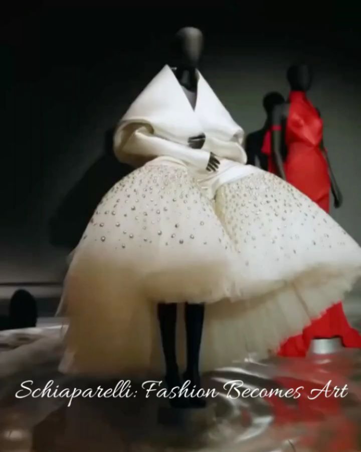 Now Open at the V&A London: ‘Schiaparelli: Fashion Becomes Art’
⠀
Experience the first-ever Schiaparelli exhibition at the @vamuseum
⠀
Open now through 8 November 2026, this spectacular show brings together over 400 objects -including 100 ensembles and 50 master artworks
⠀
Exhibition Highlights:
⠀
• Surrealist Icons: See iconic Elsa Schiaparelli x Salvador Dalí collaborations, including the famous 'Shoe Hat' and the ultra-rare 1938 'Skeleton Dress'.
⠀
• Legendary Artists: Marvel at original works by Pablo Picasso, Man Ray, and Jean Cocteau.
⠀
• Modern Couture: View Daniel Roseberry’s breathtaking contemporary designs worn by Ariana Grande, Bella Hadid, and Dua Lipa.
⠀
➡️ Get in touch with our Luxury Travel Specialists on +44 746 786 23 53 | reservations@serenitymiles.com