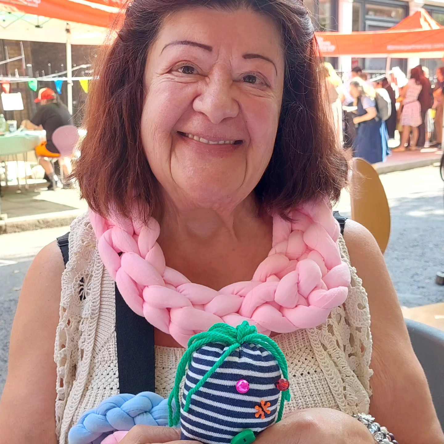 What a beautiful day. Teaching others how to sew. To sew on a button. To tie a knot. To cast off. To just sit between a community of joyful participants who just wanted to learn how to sew. Children and adults alike.
There really is a need. I'm so greatful for those who came. Who participated. Who allowed me to teach others. The youngest being just 3 🌸🌸🌸
@fitzroviacommunitycentre
Thankyou for the opportunity!
@pdtlondon and #pdtwestborne - thank you kindly Miss Jo for being willing to allow me to take this lovely photograph of you.
#teach #nw5teacher #teachart #teachdesign #teachchildren #teachadults #teachhowtosew #fitzrovia #london
